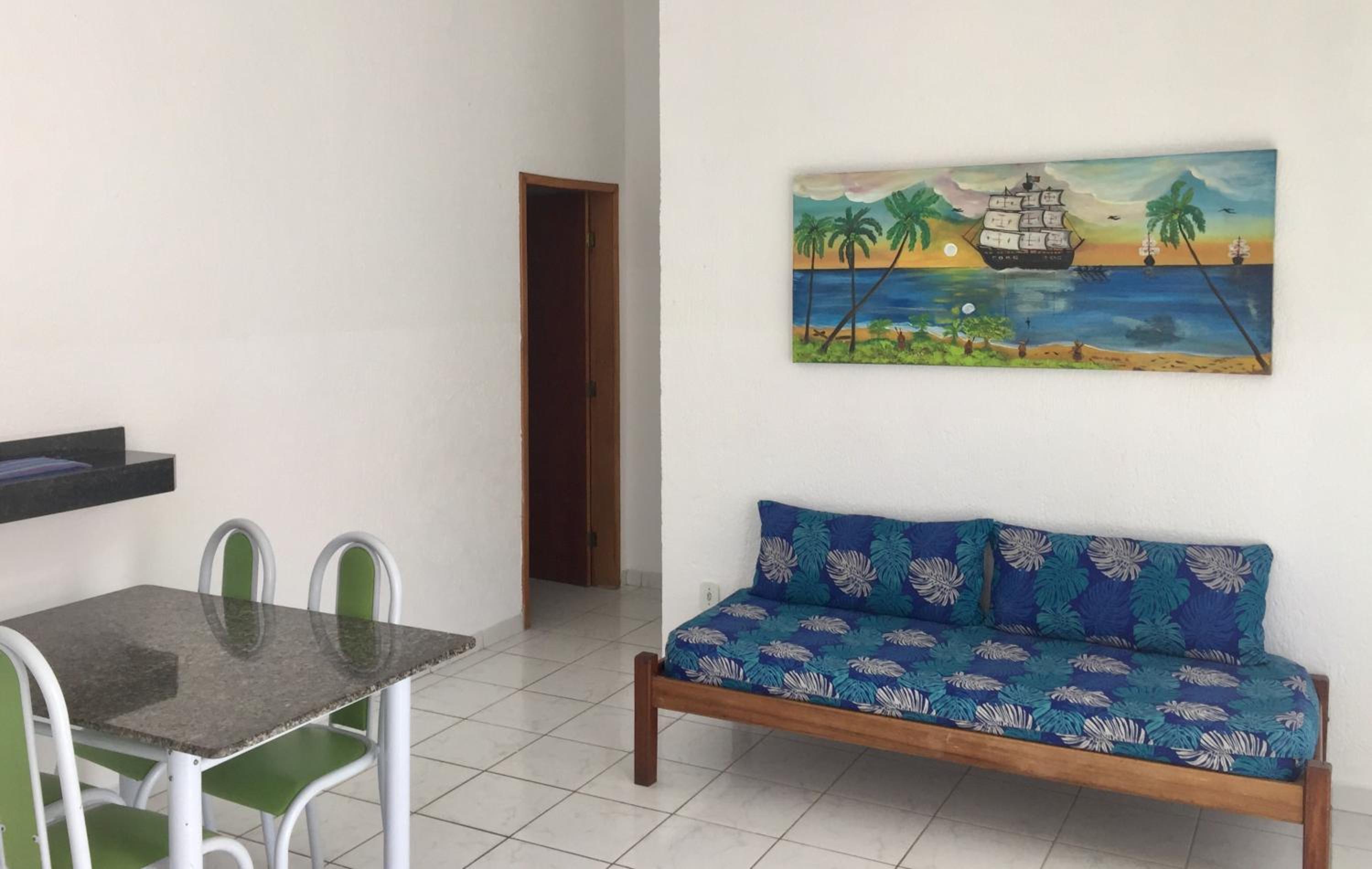 One-Bedroom Apartment - Photo 1
