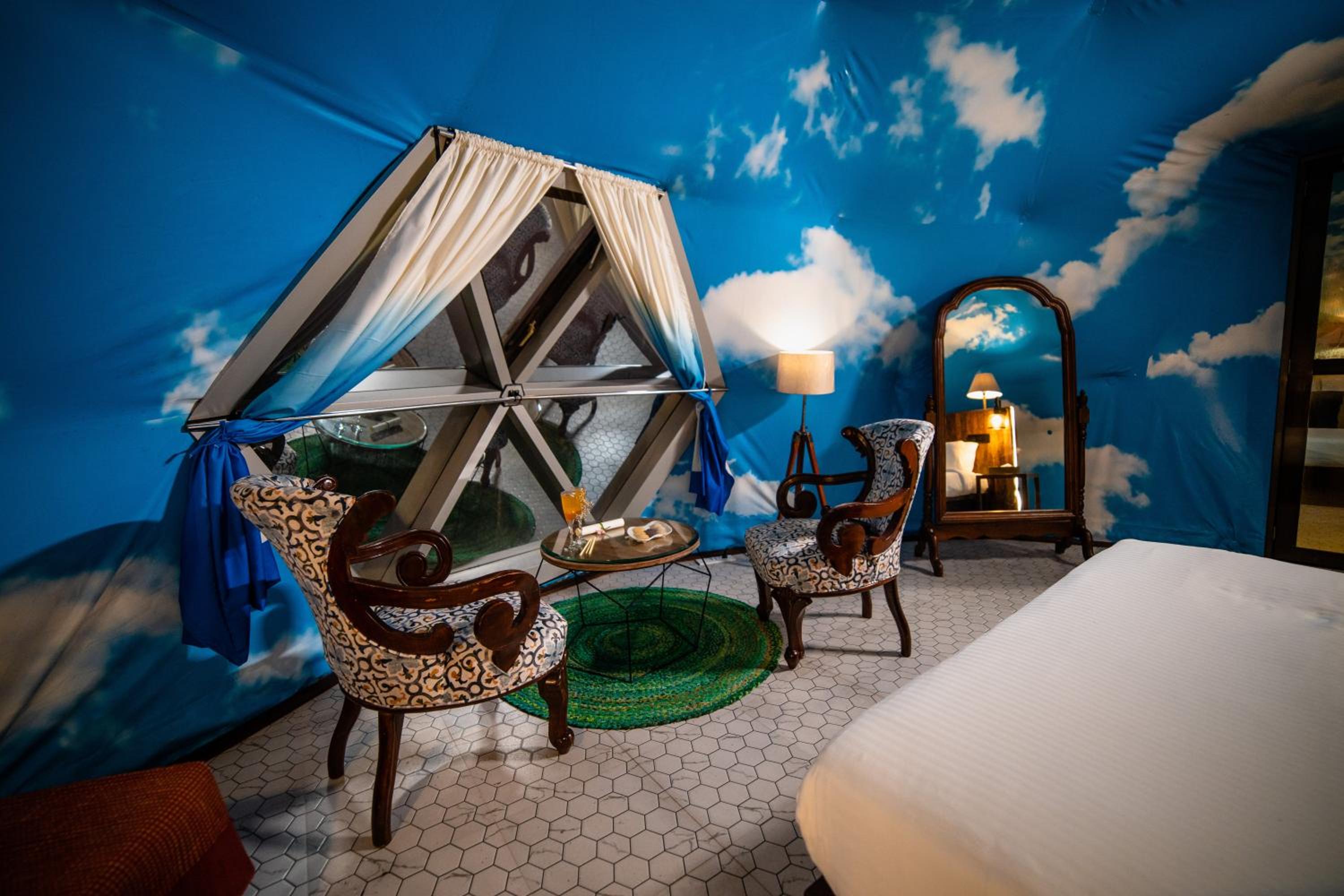 Double Room with Patio photo 3