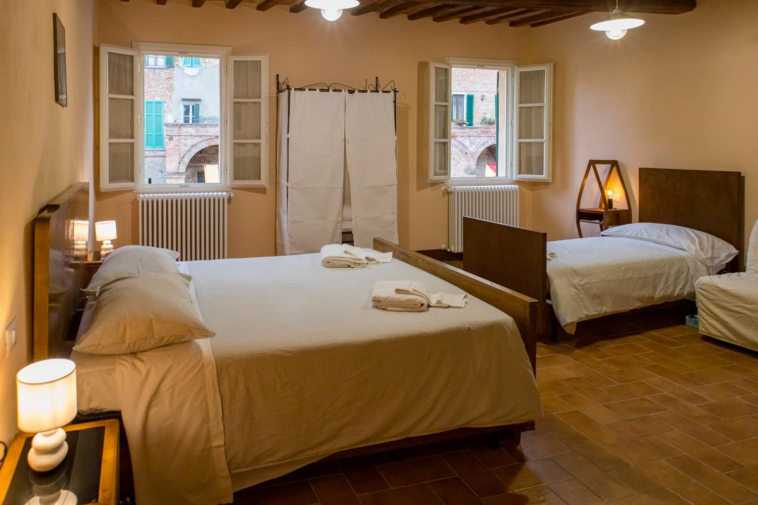 Quadruple Room - Photo 11