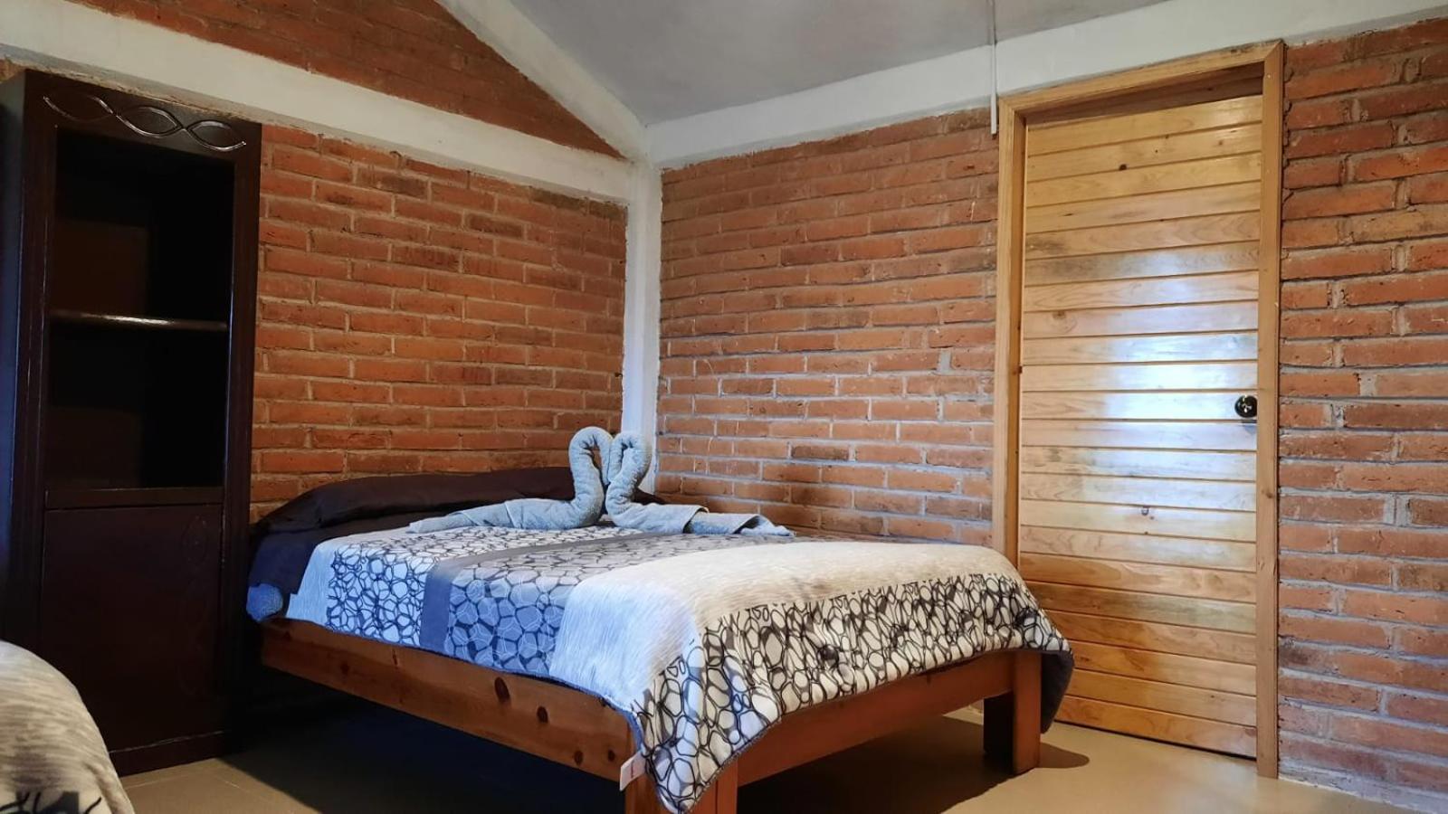 One-Bedroom House - Photo 1