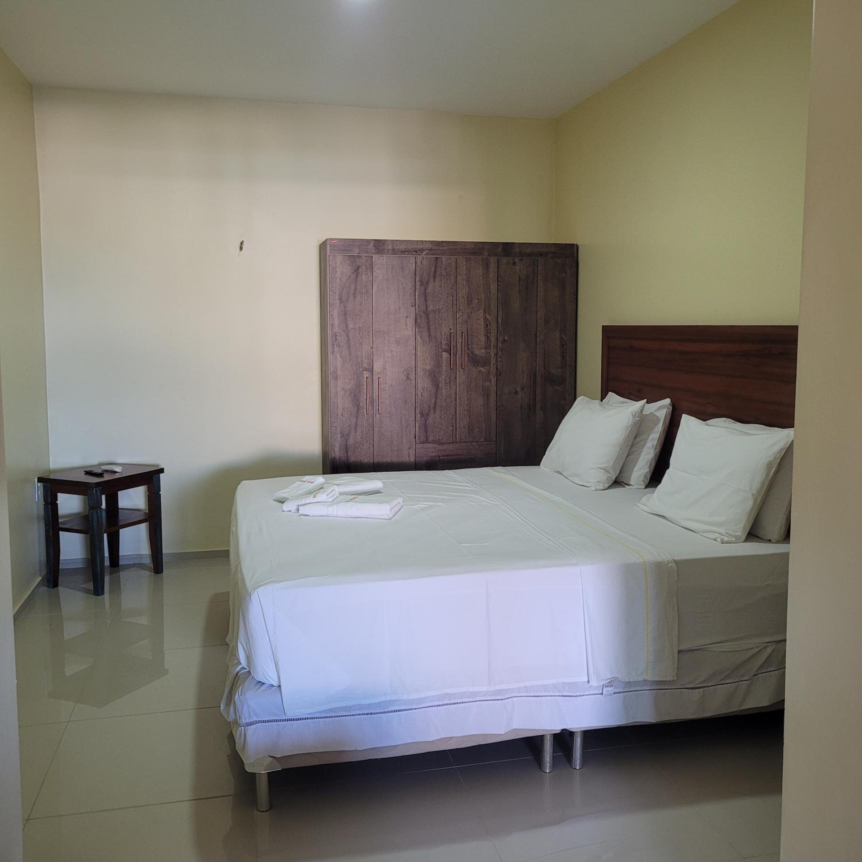 Deluxe Double Room with Balcony and Sea View - Photo 6