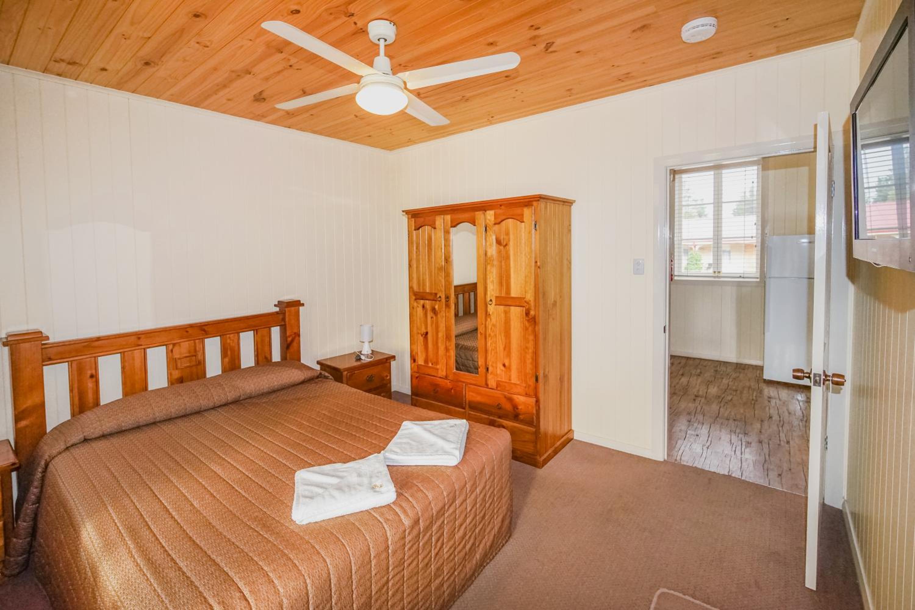 Three-Bedroom Villa - Split Level - Photo 1