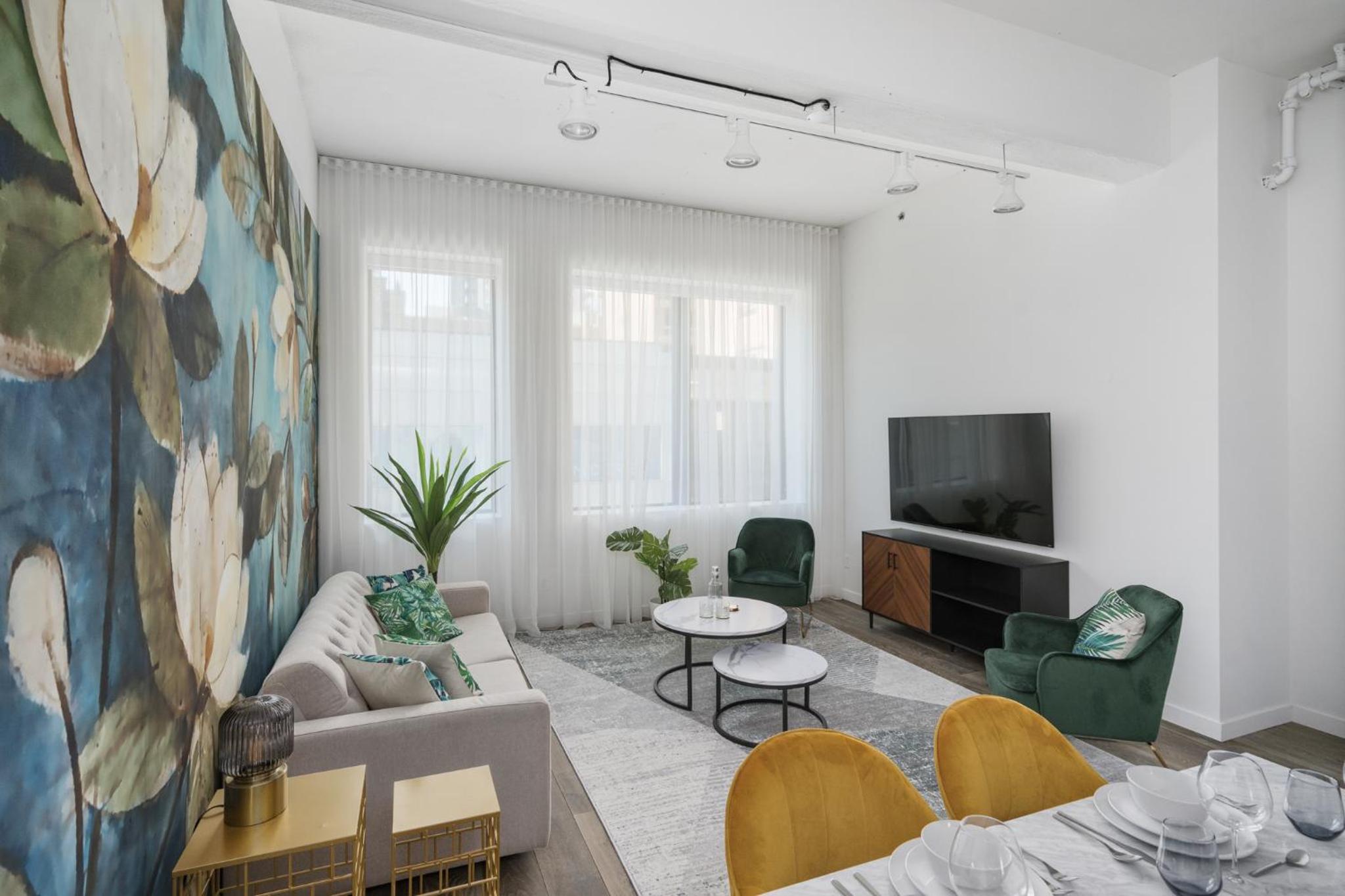 Two-Bedroom Superior Apartment - Photo 48