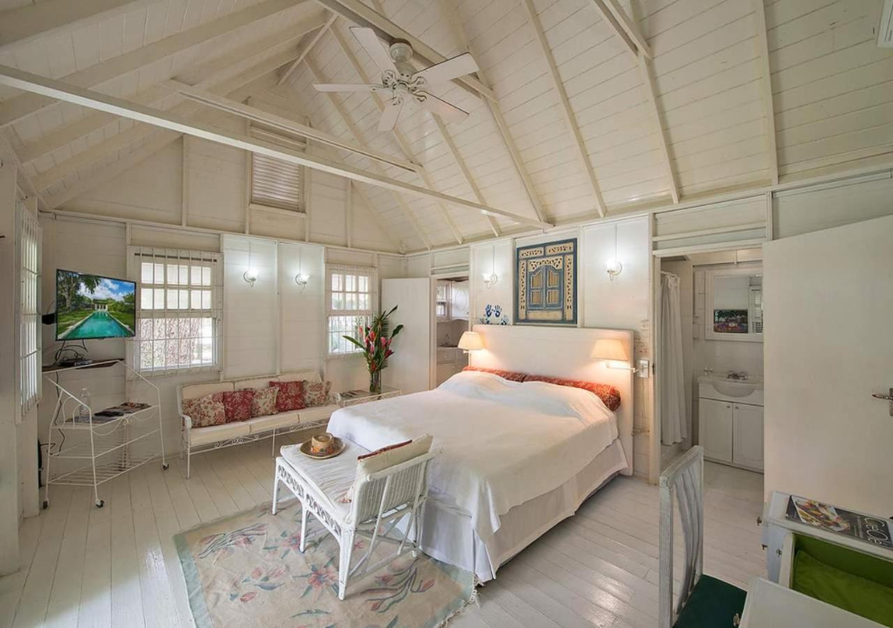 Villa photo 1