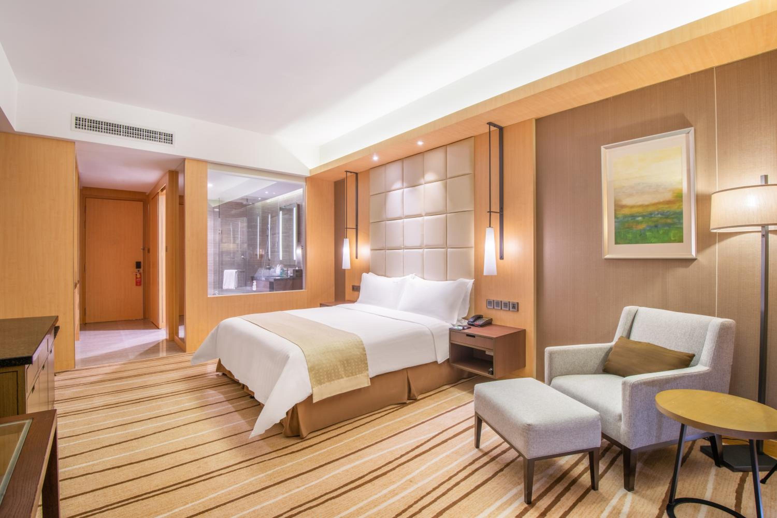 Standard King Room - Accessible
