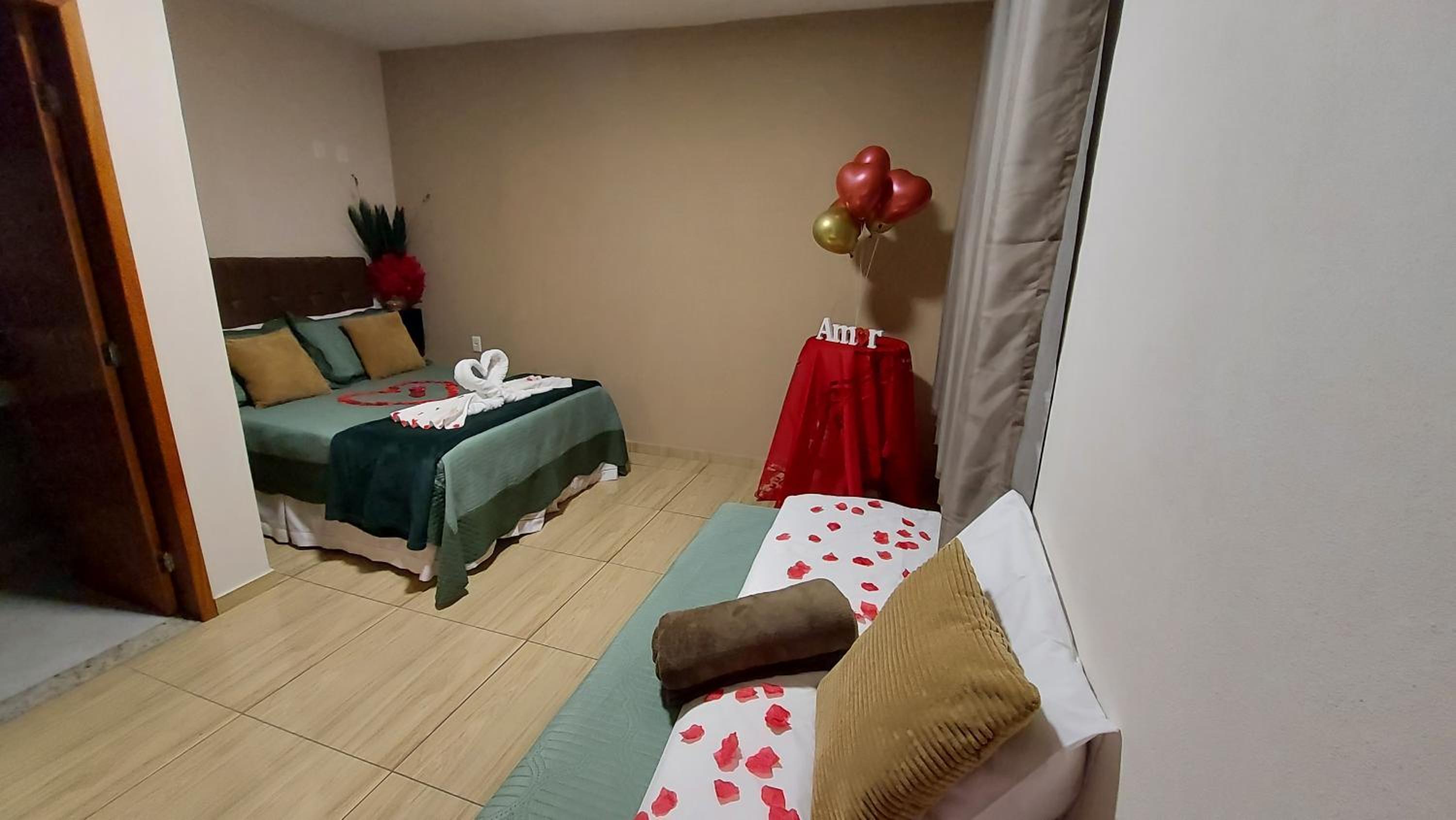 Standard Family Room - Photo 10