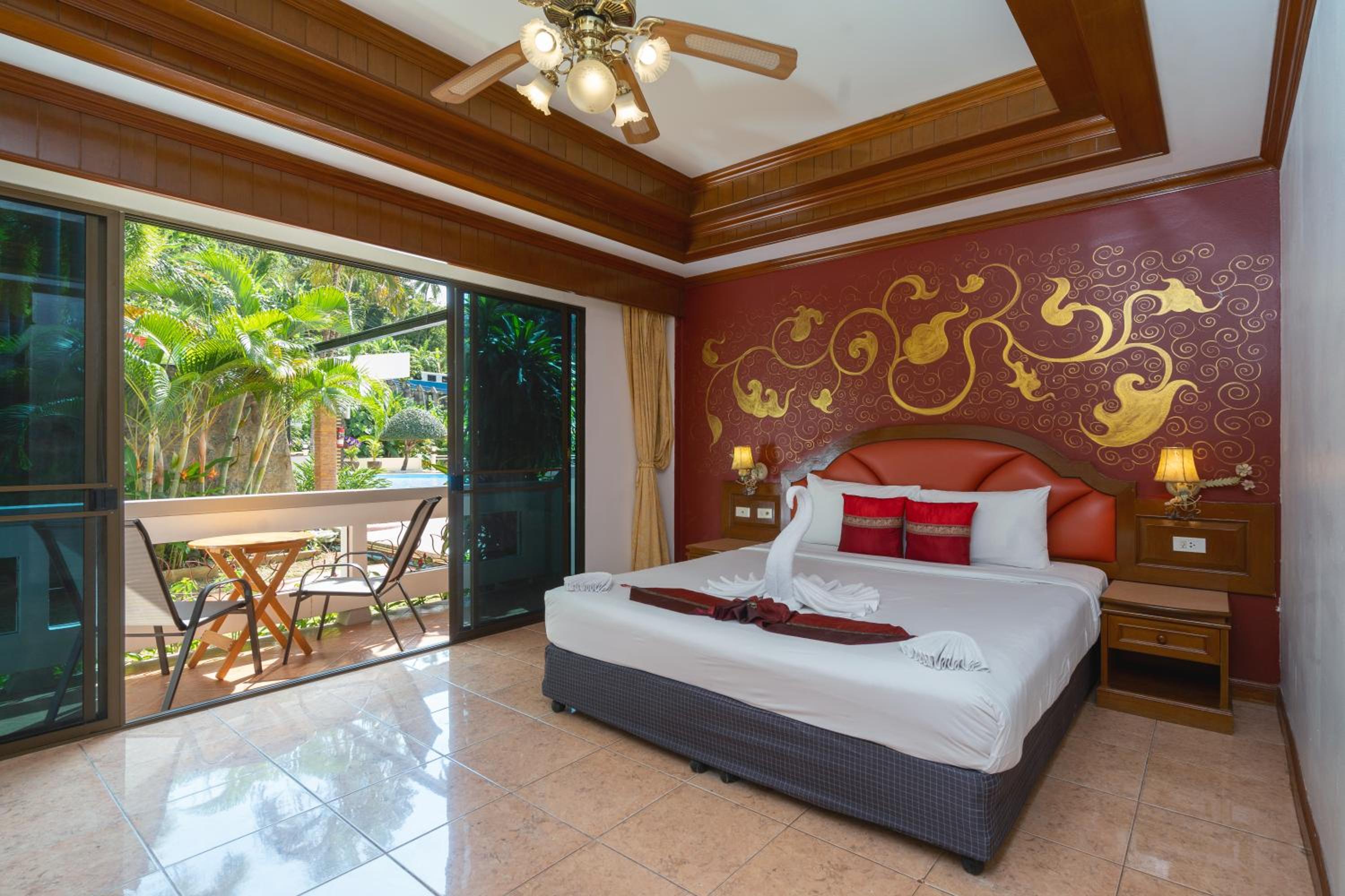 Superior King Room - Photo 4