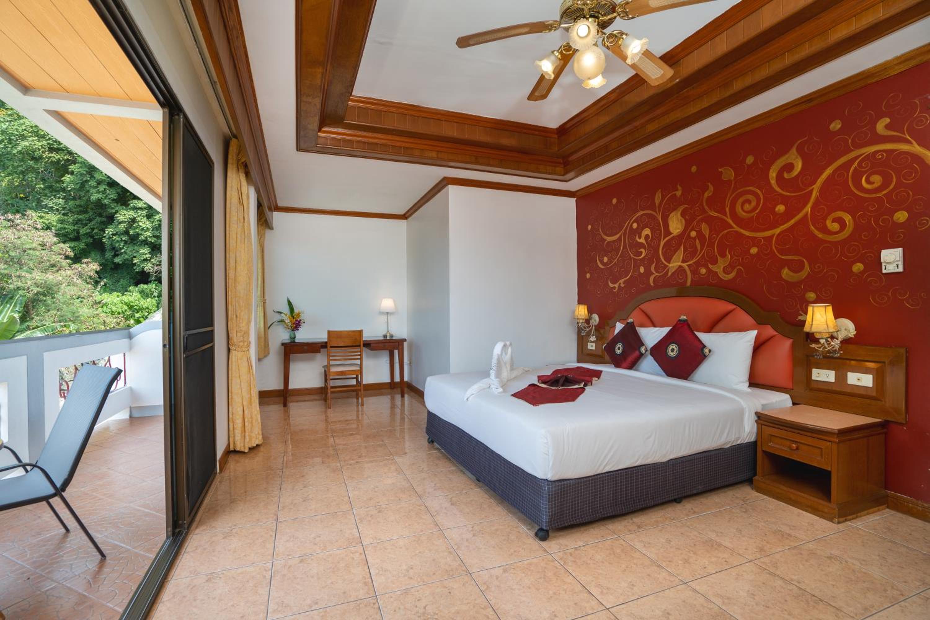 Deluxe Double Room - Photo 1