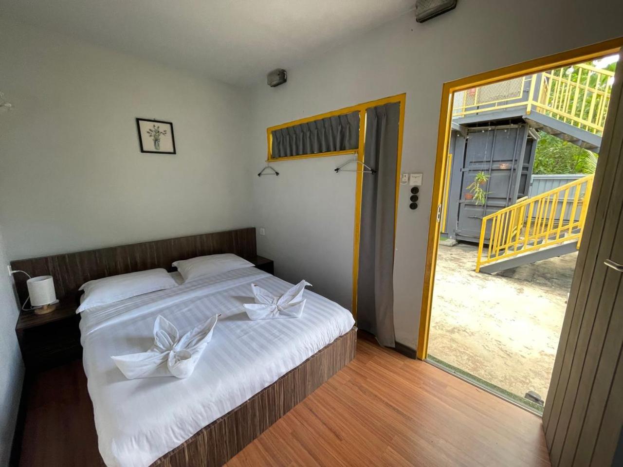 Standard Double Room - Photo 2