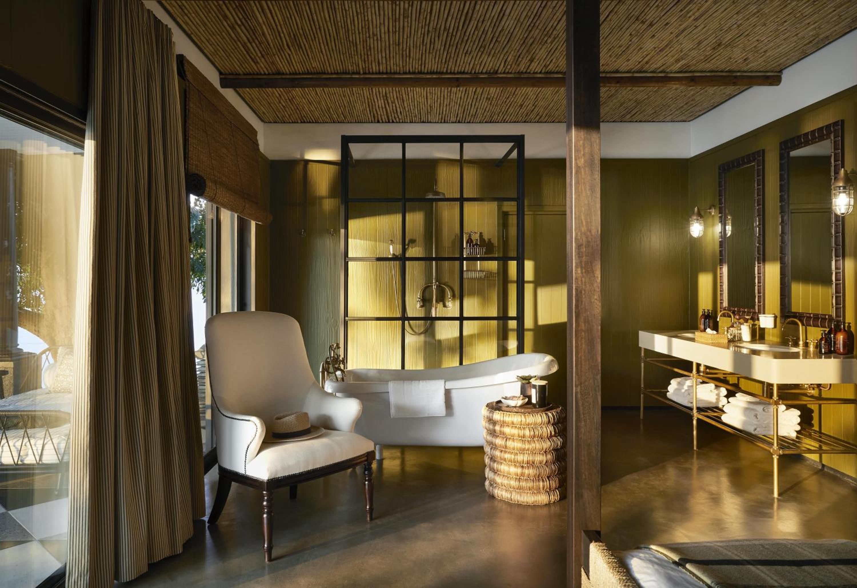 Superior Suite - Safari Package photo 3