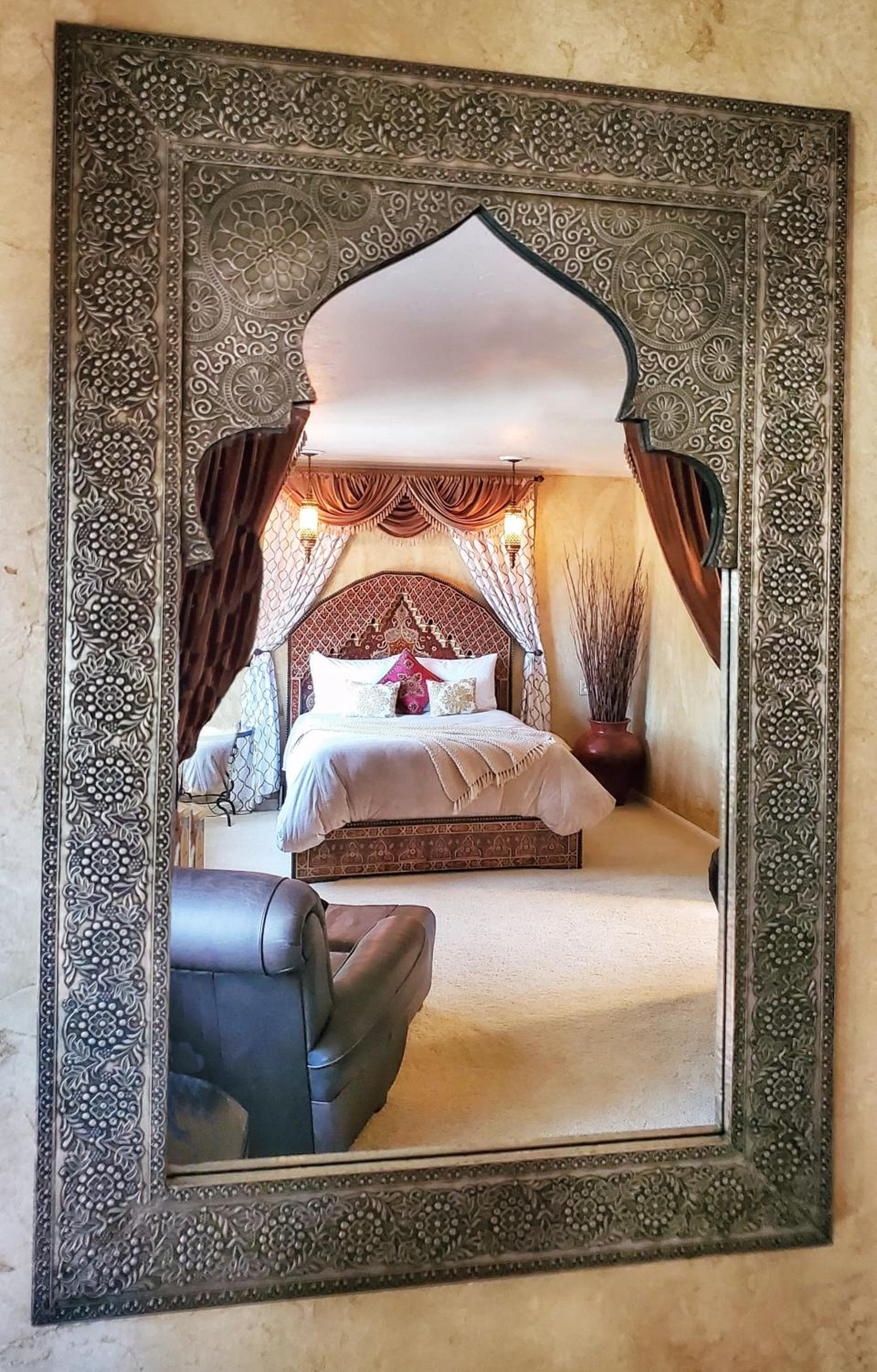 King Room with Mountain View
