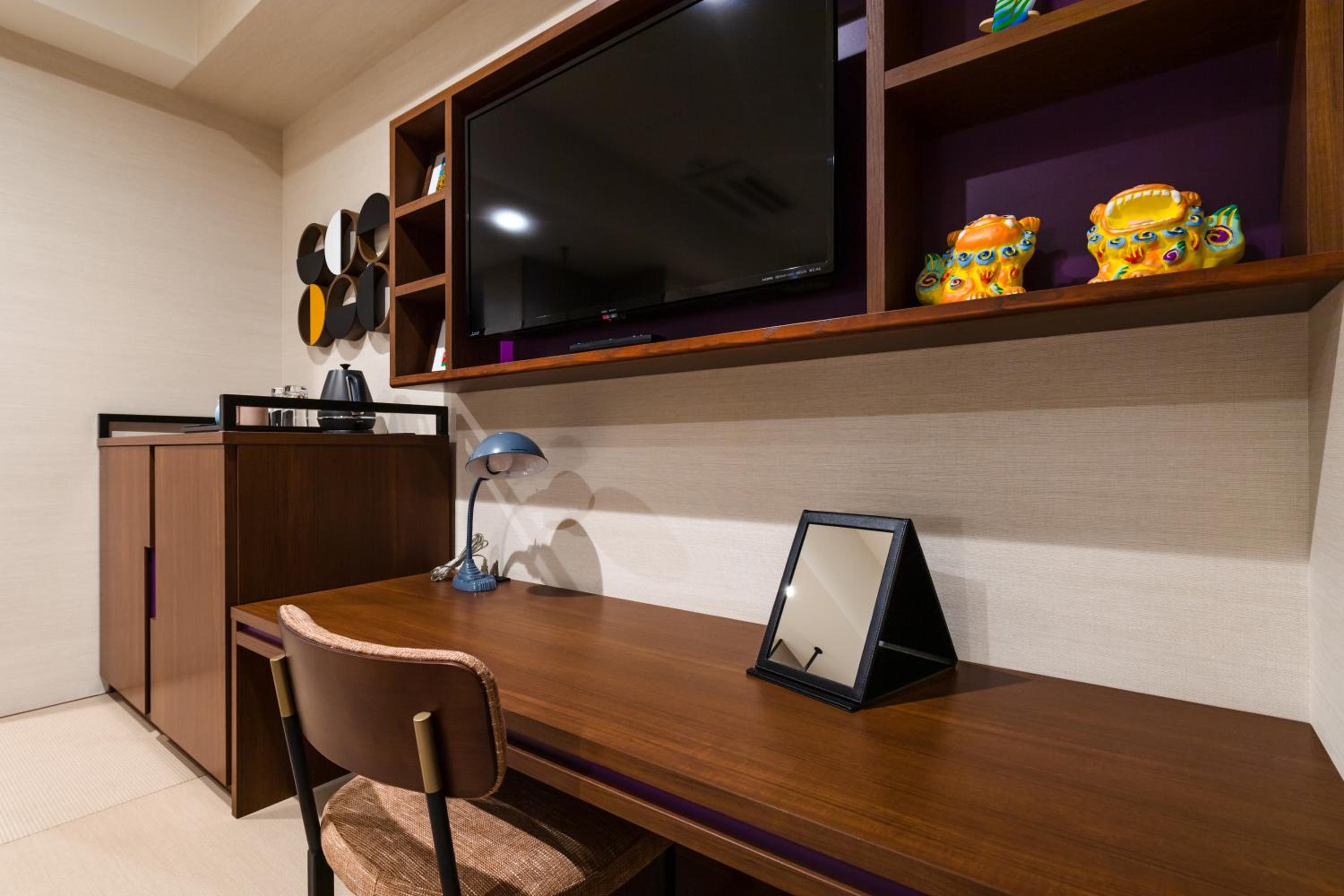 King Room - Disability Access - Photo 7