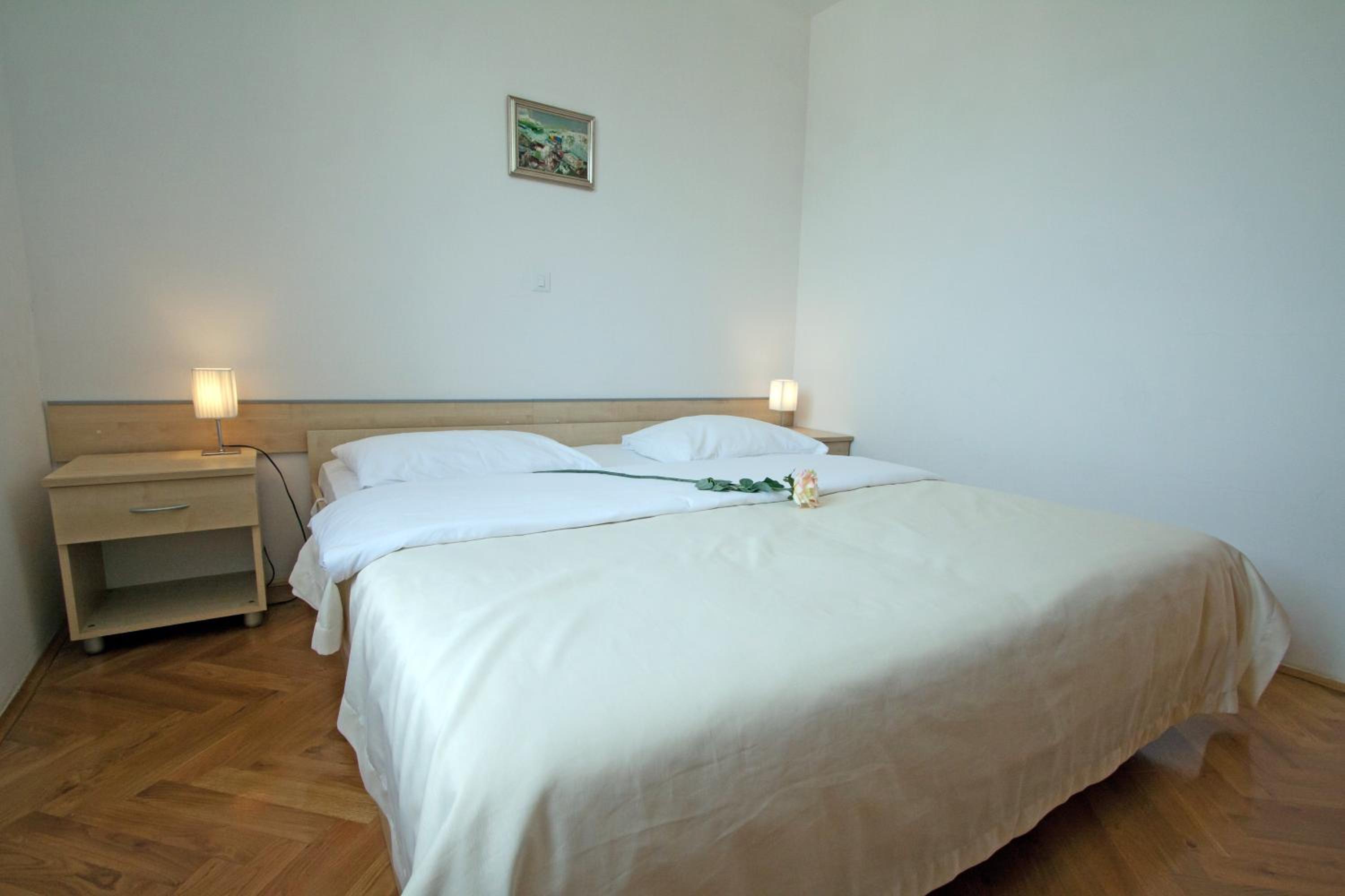 Family Apartment (2 Adults + 2 Children)