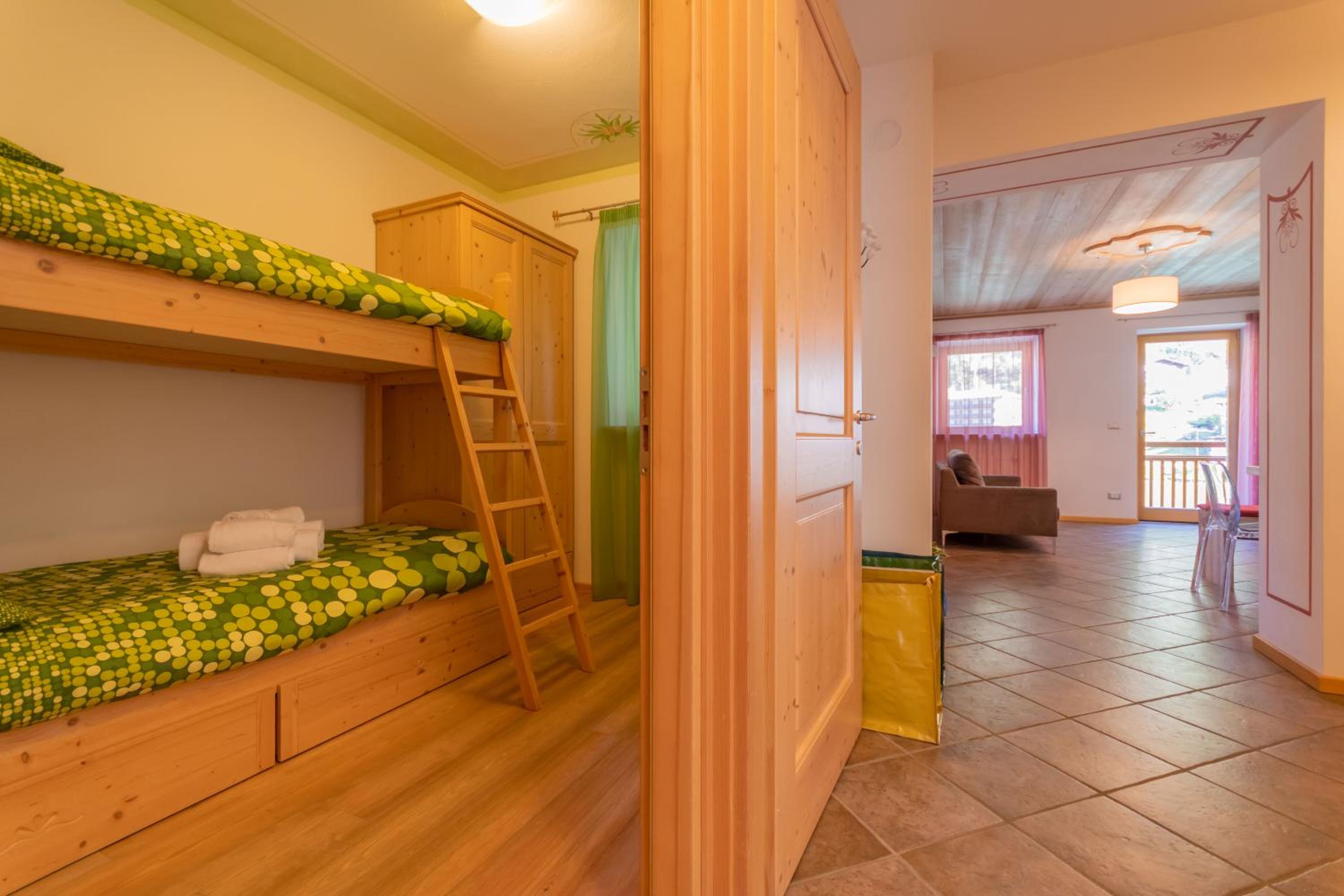 Apartment with Lake View photo 3