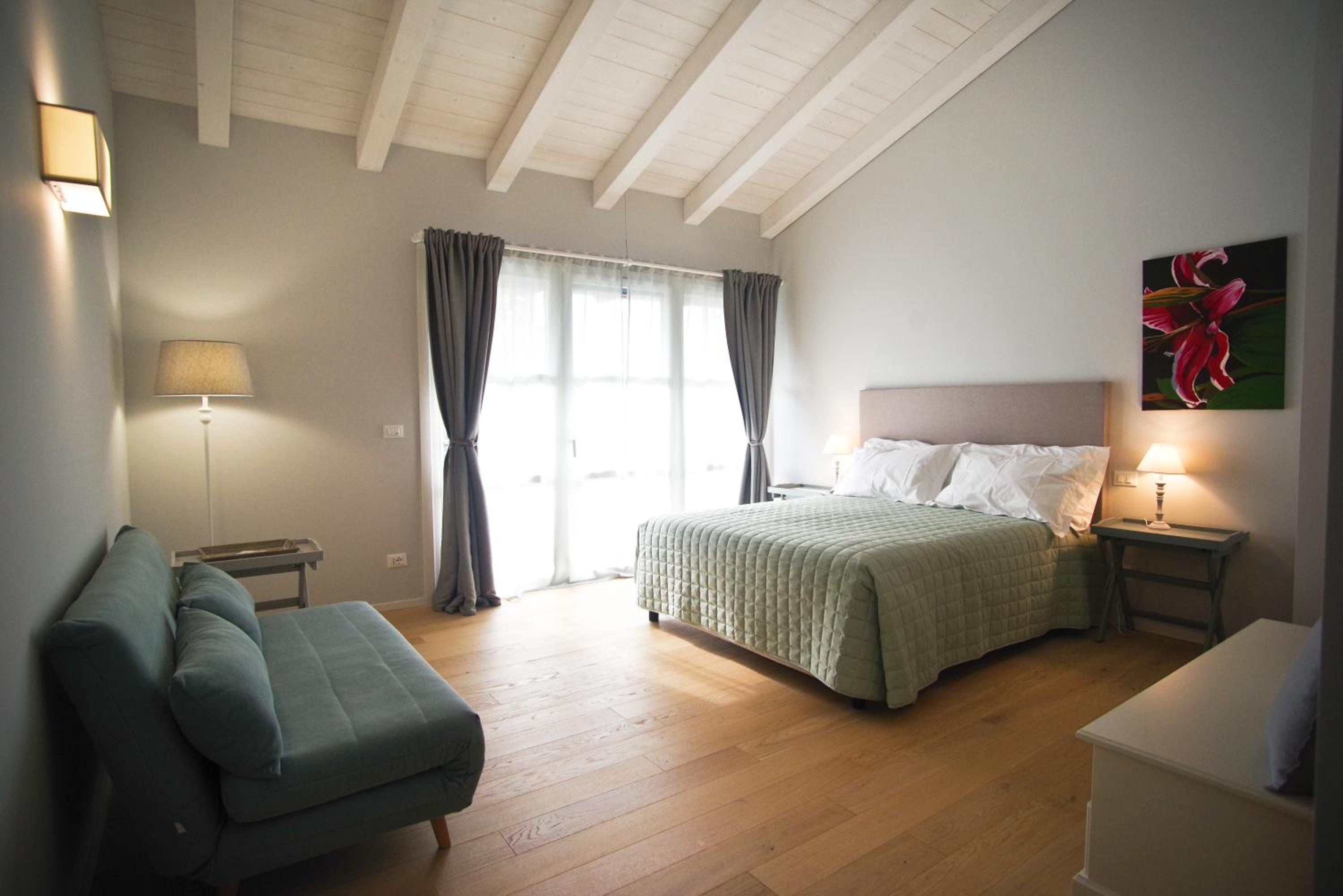 Large Double Room