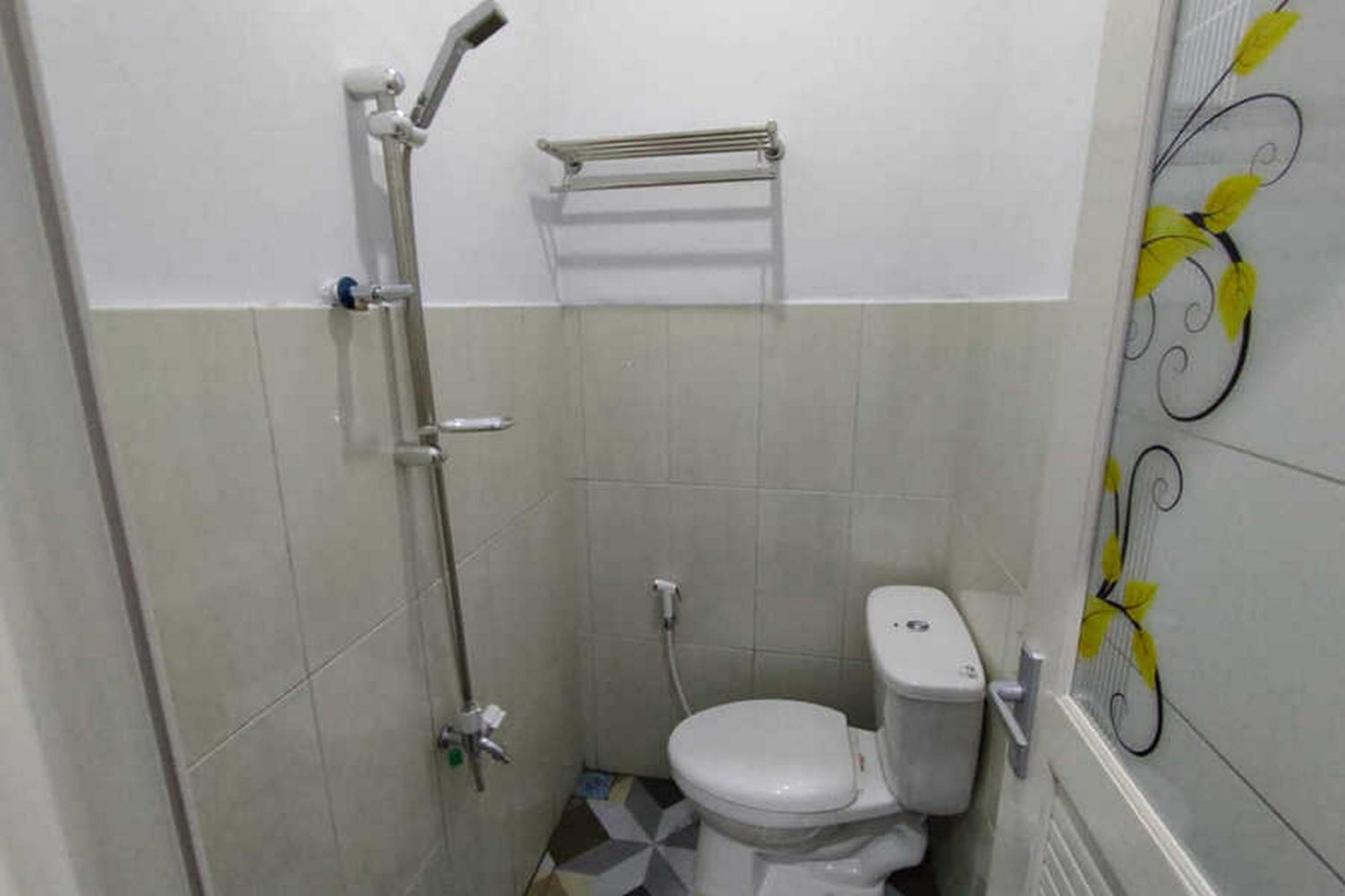 Double Room - Photo 6