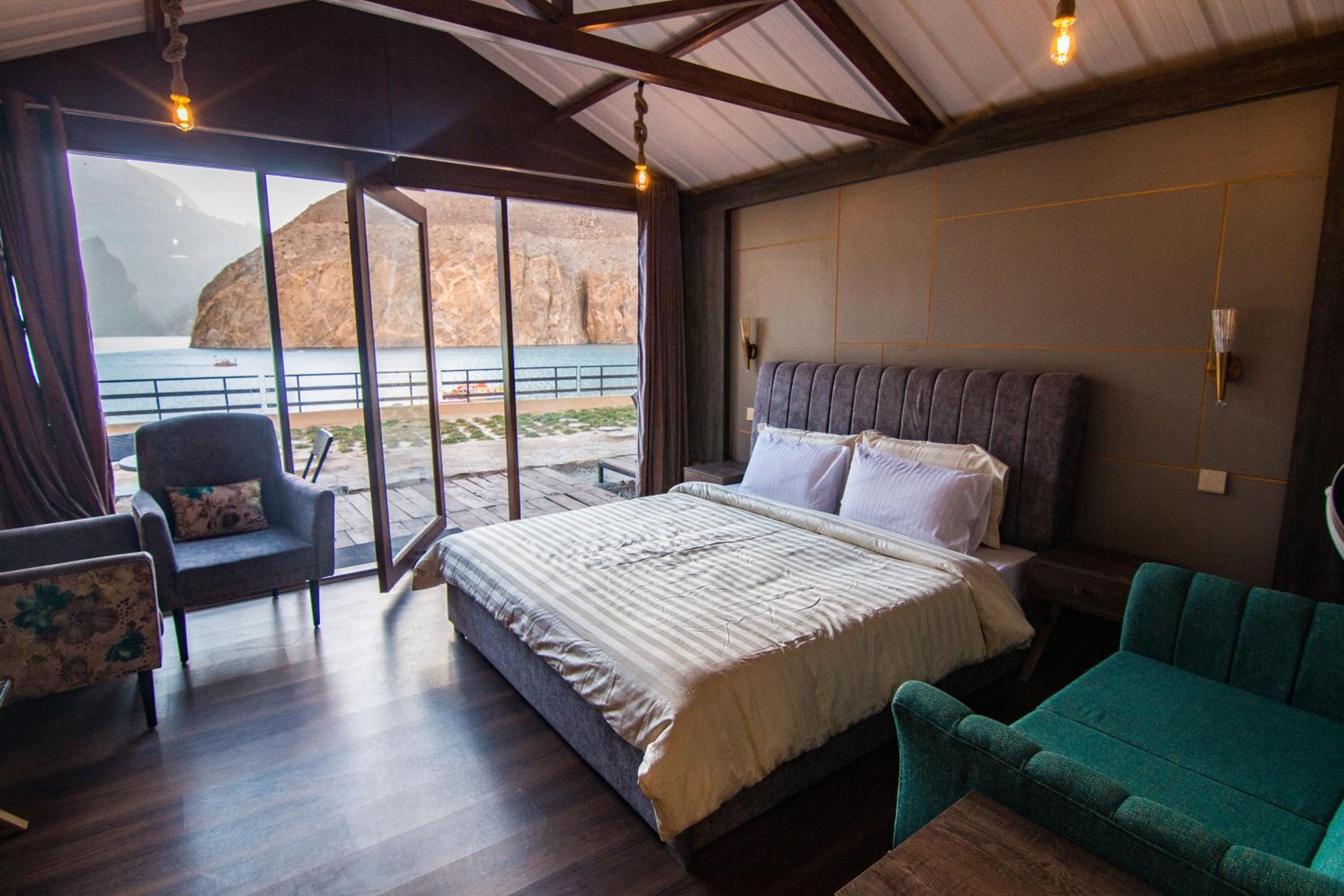 Double Room with Lake View photo 1