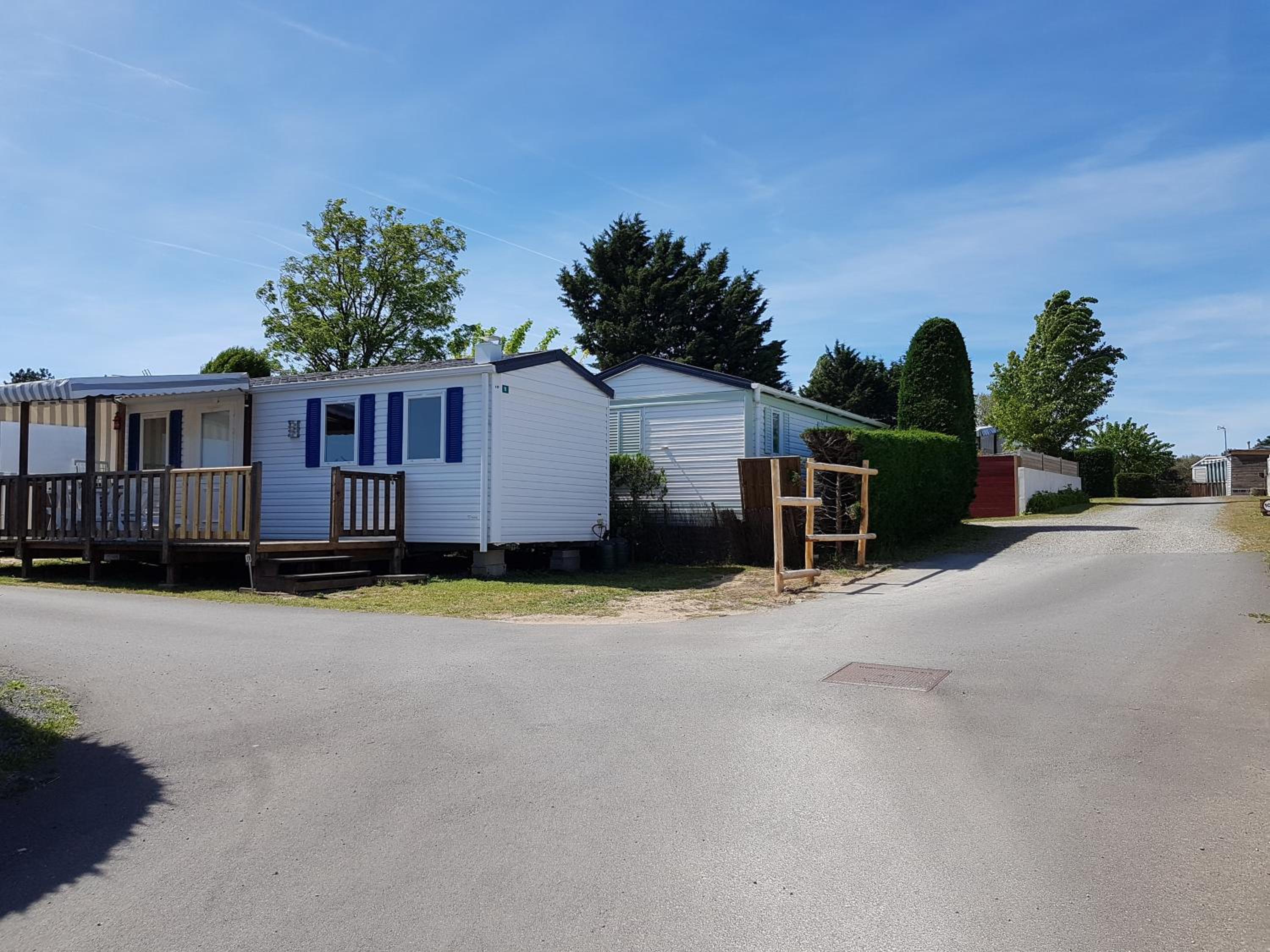 Mobile Home photo 2