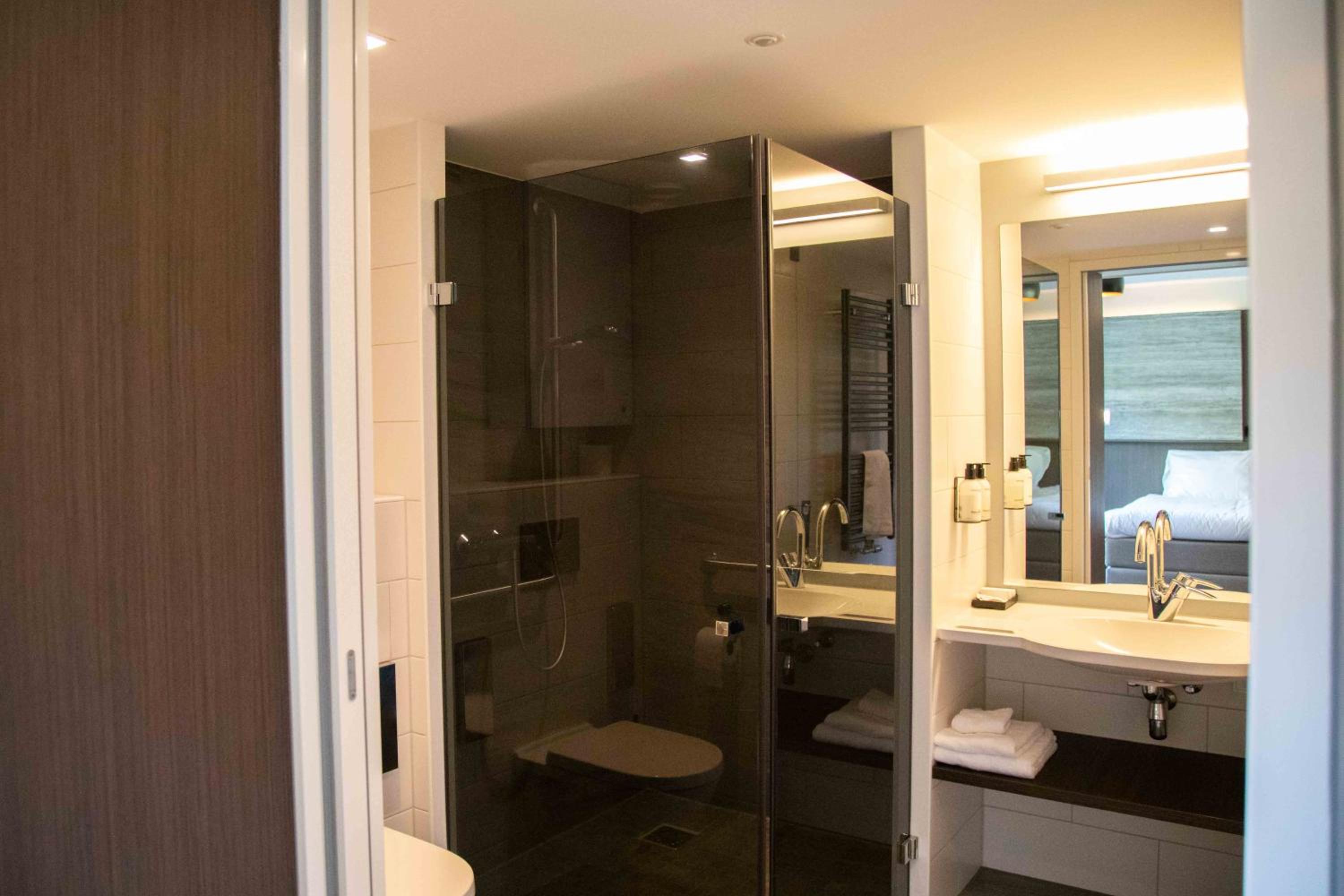 Deluxe Twin Room photo 3