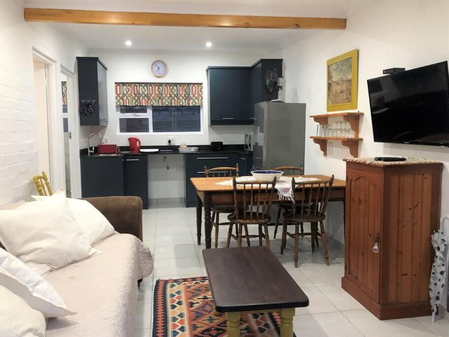 One-Bedroom Apartment - Photo 17