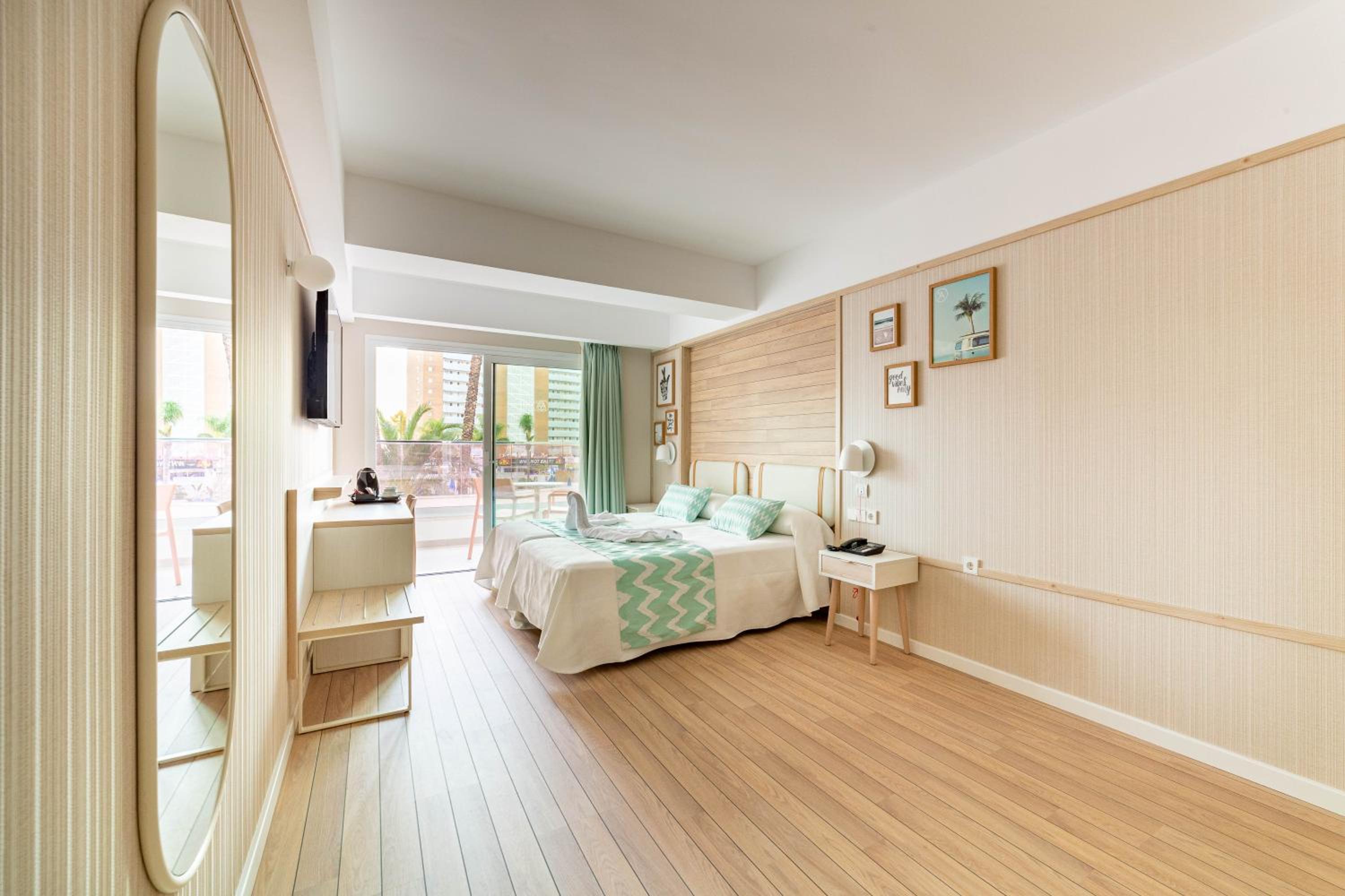 Double Room with Pool View