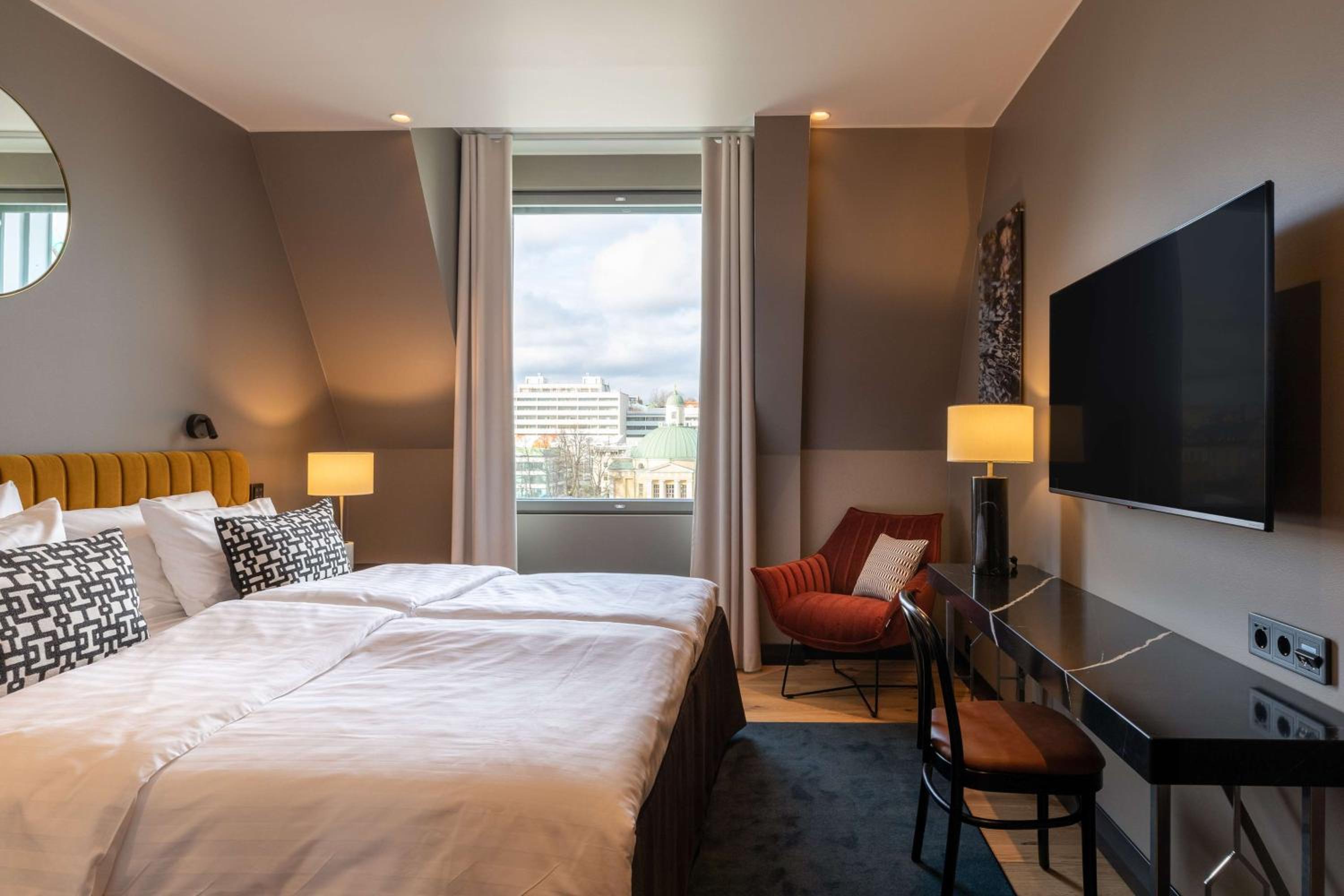 Superior King Room photo 2