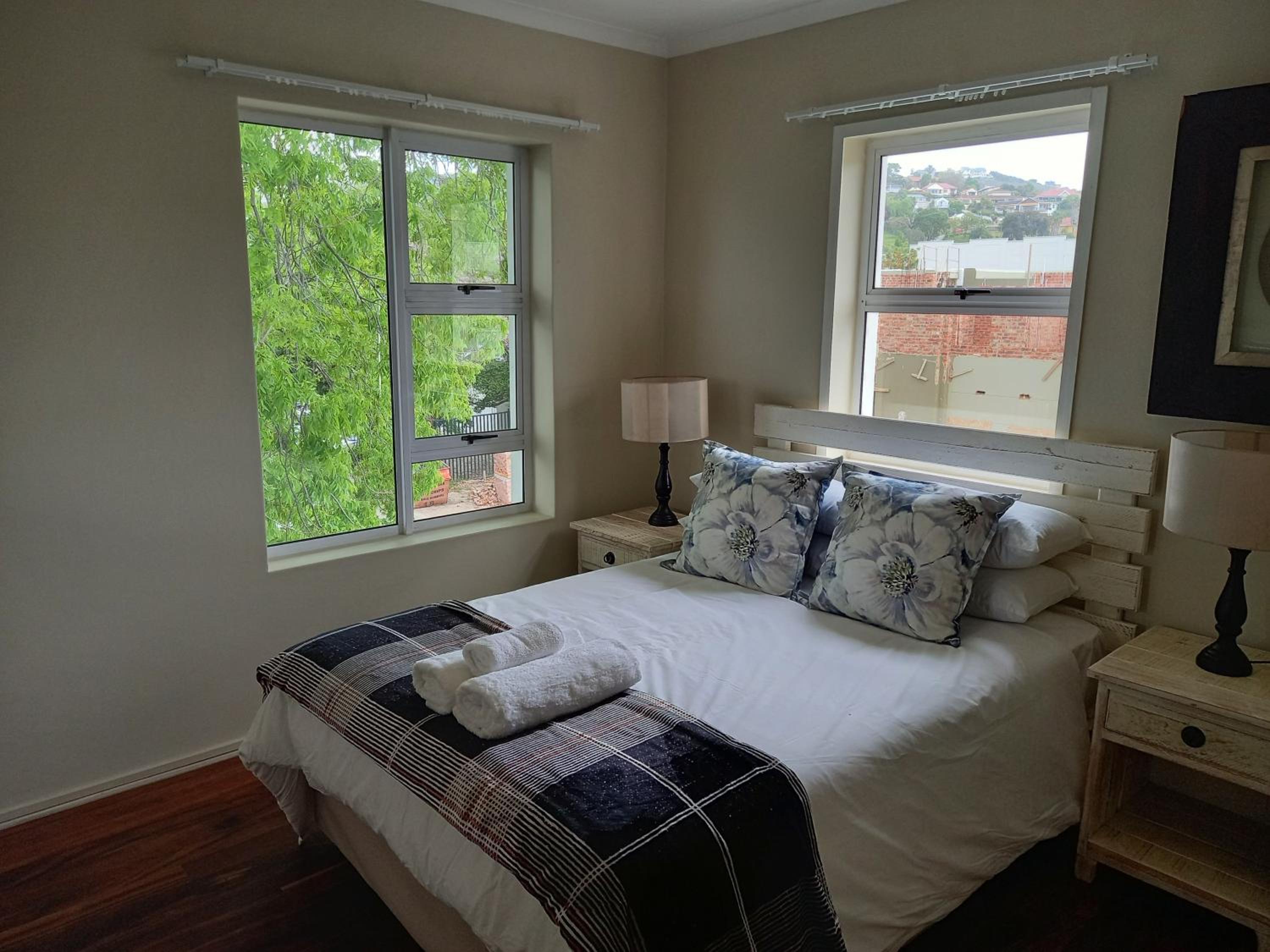 One-Bedroom Apartment - Photo 3