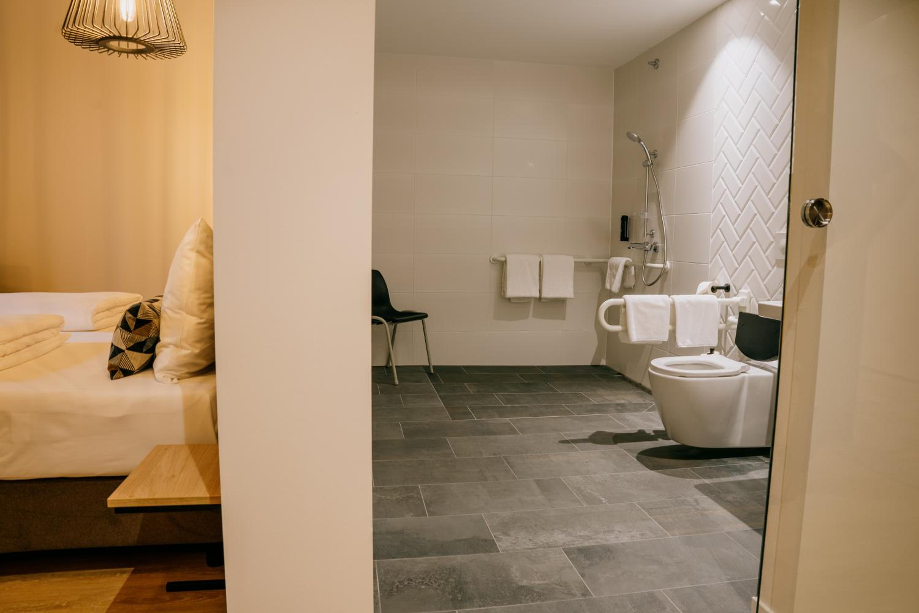 Double Room - Disability Access photo 2