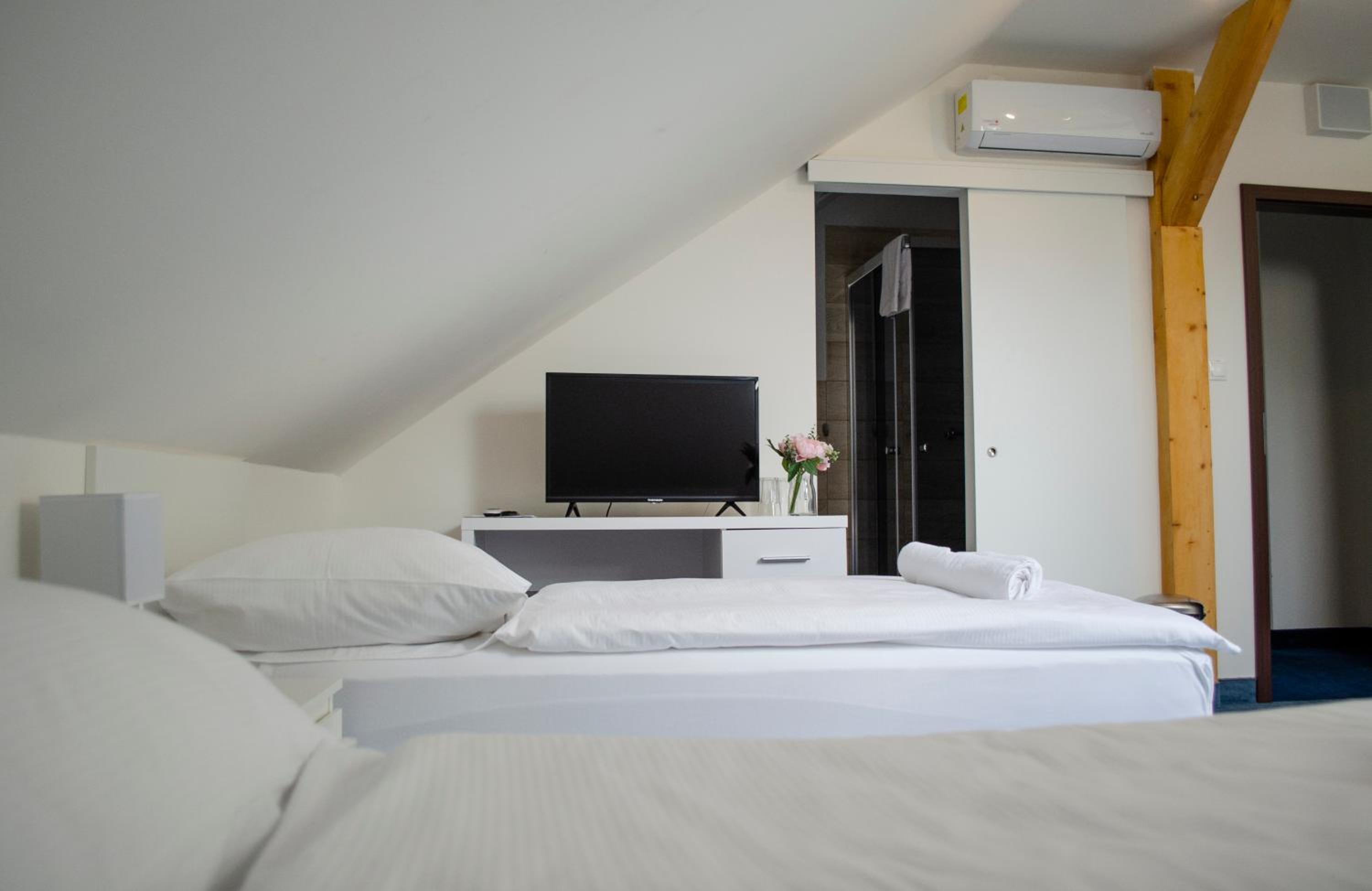Triple Room photo 1