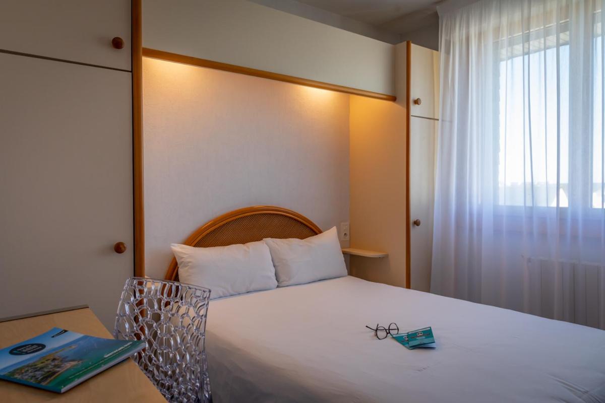 Double Room with Courtyard View photo 2