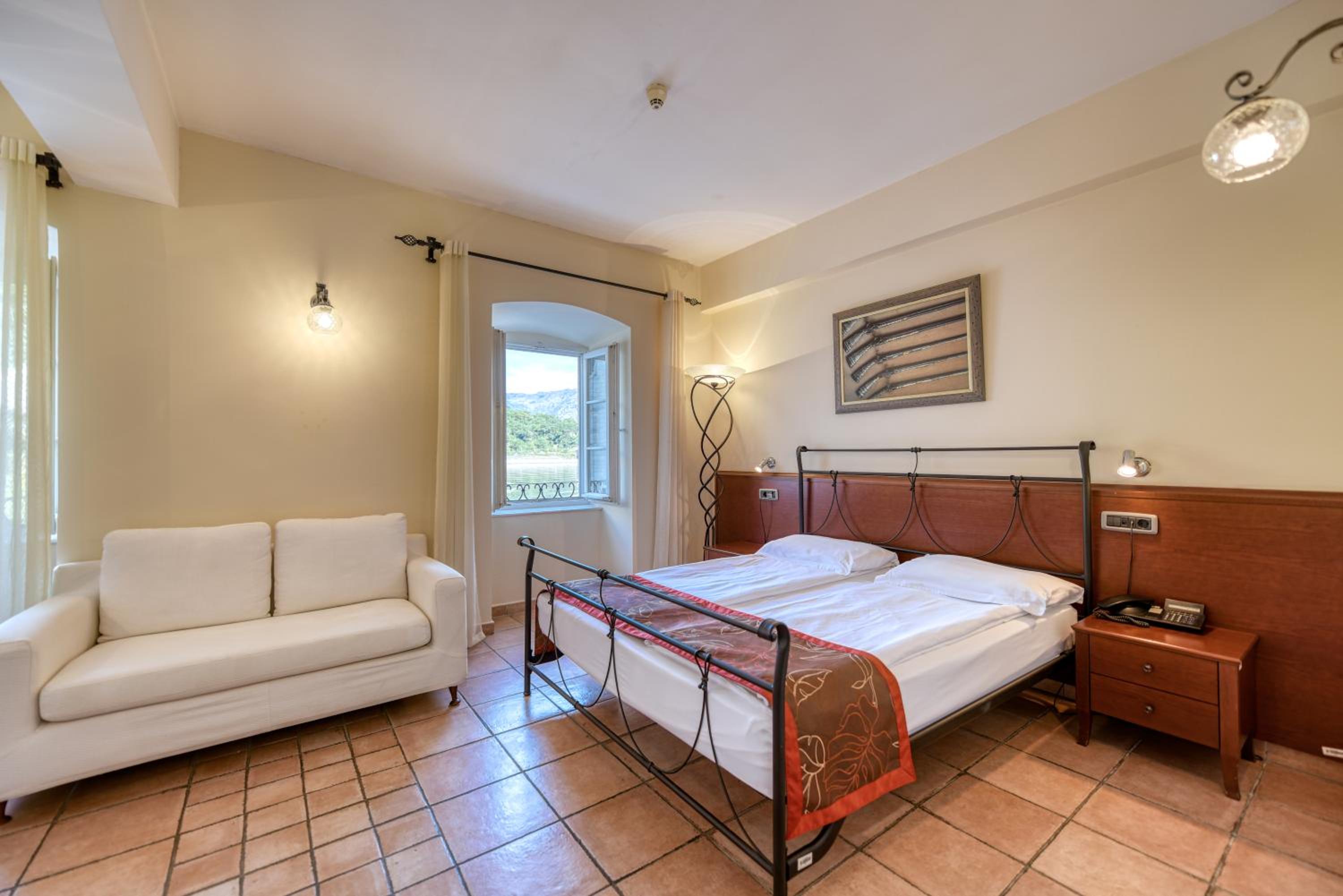 Superior Double Room with Sea View