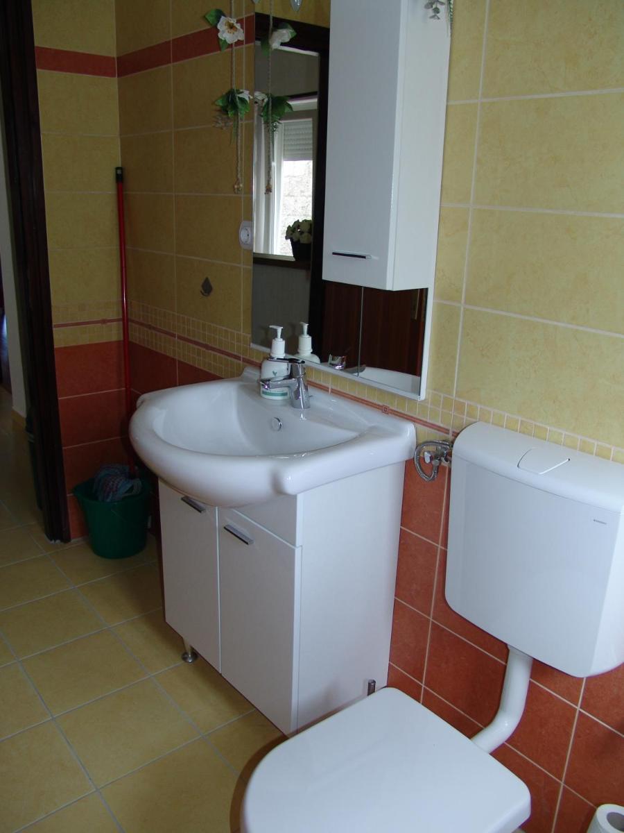 Three-Bedroom Apartment with Sea View photo 2