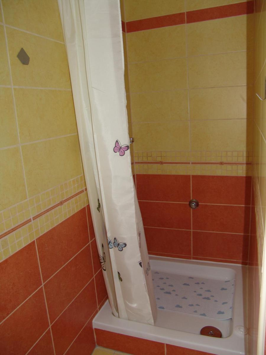 Three-Bedroom Apartment with Sea View photo 3