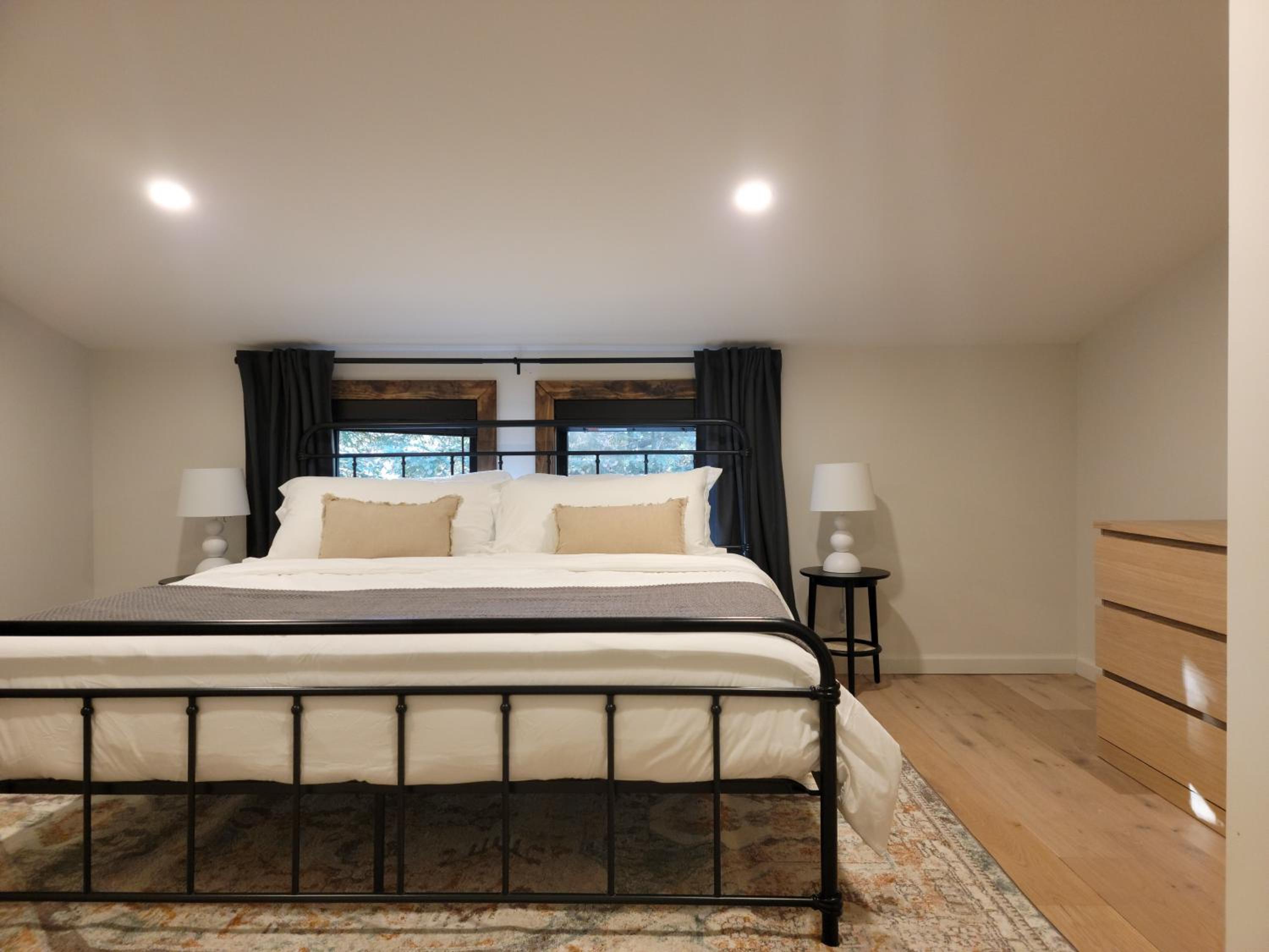 Eight-Bedroom House