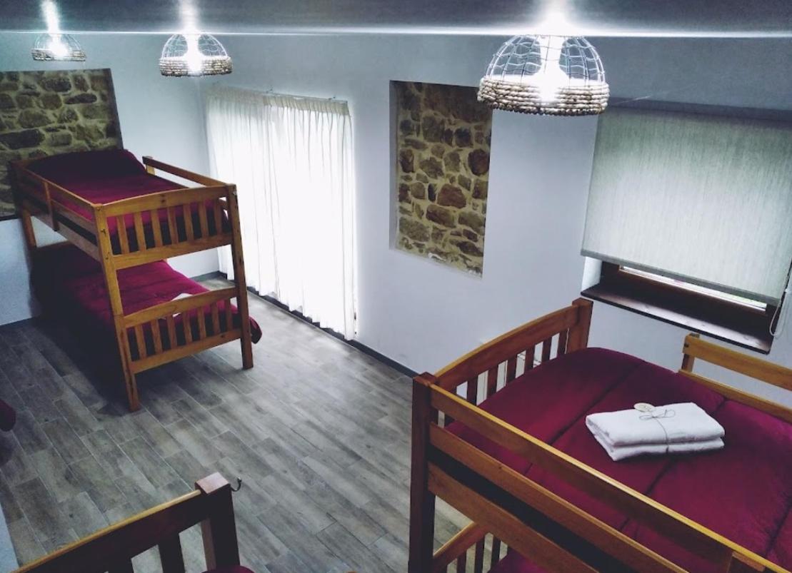 Bed in 8-Bed Mixed Dormitory Room photo 3