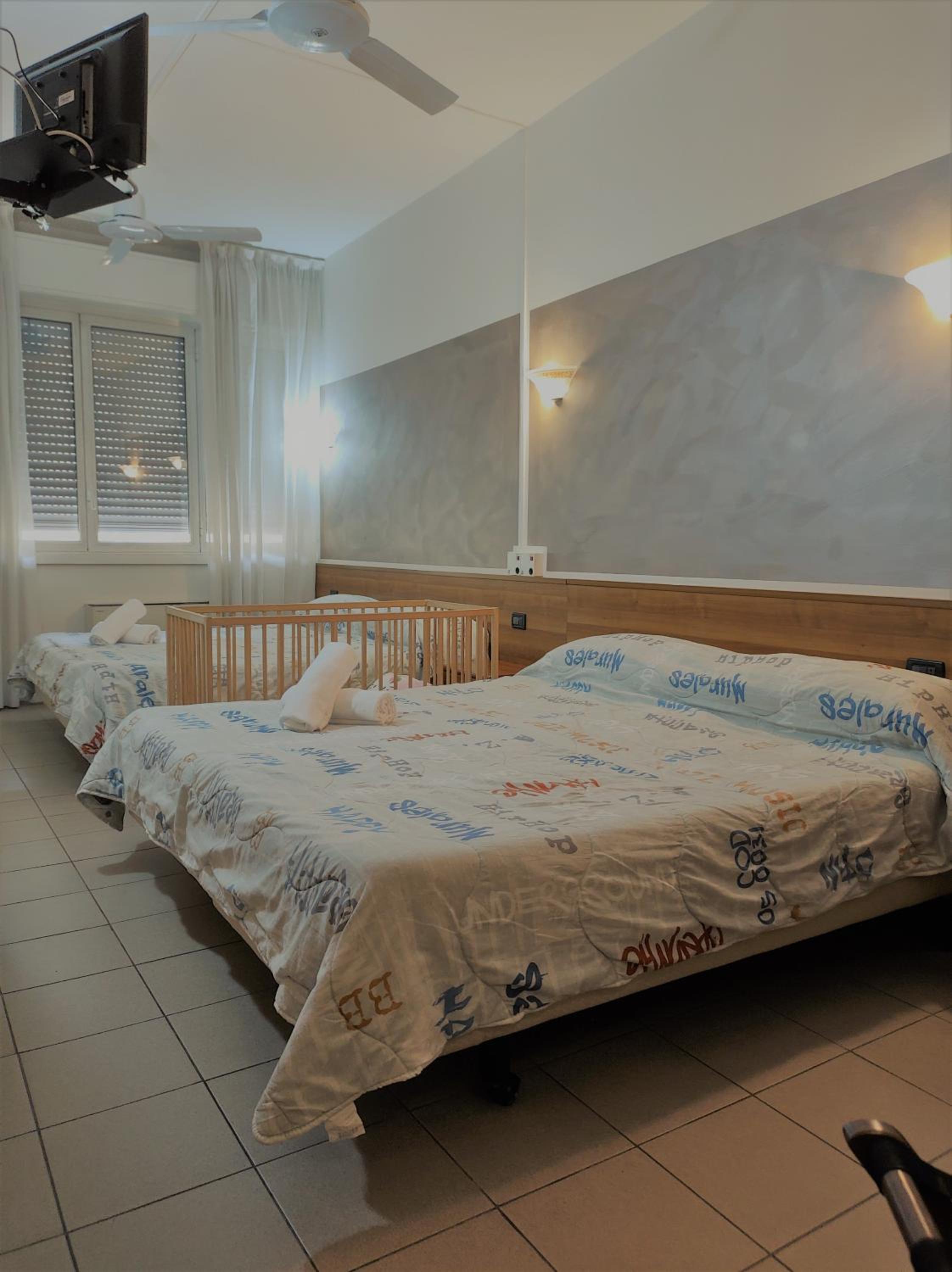 Quadruple Room - Photo 4