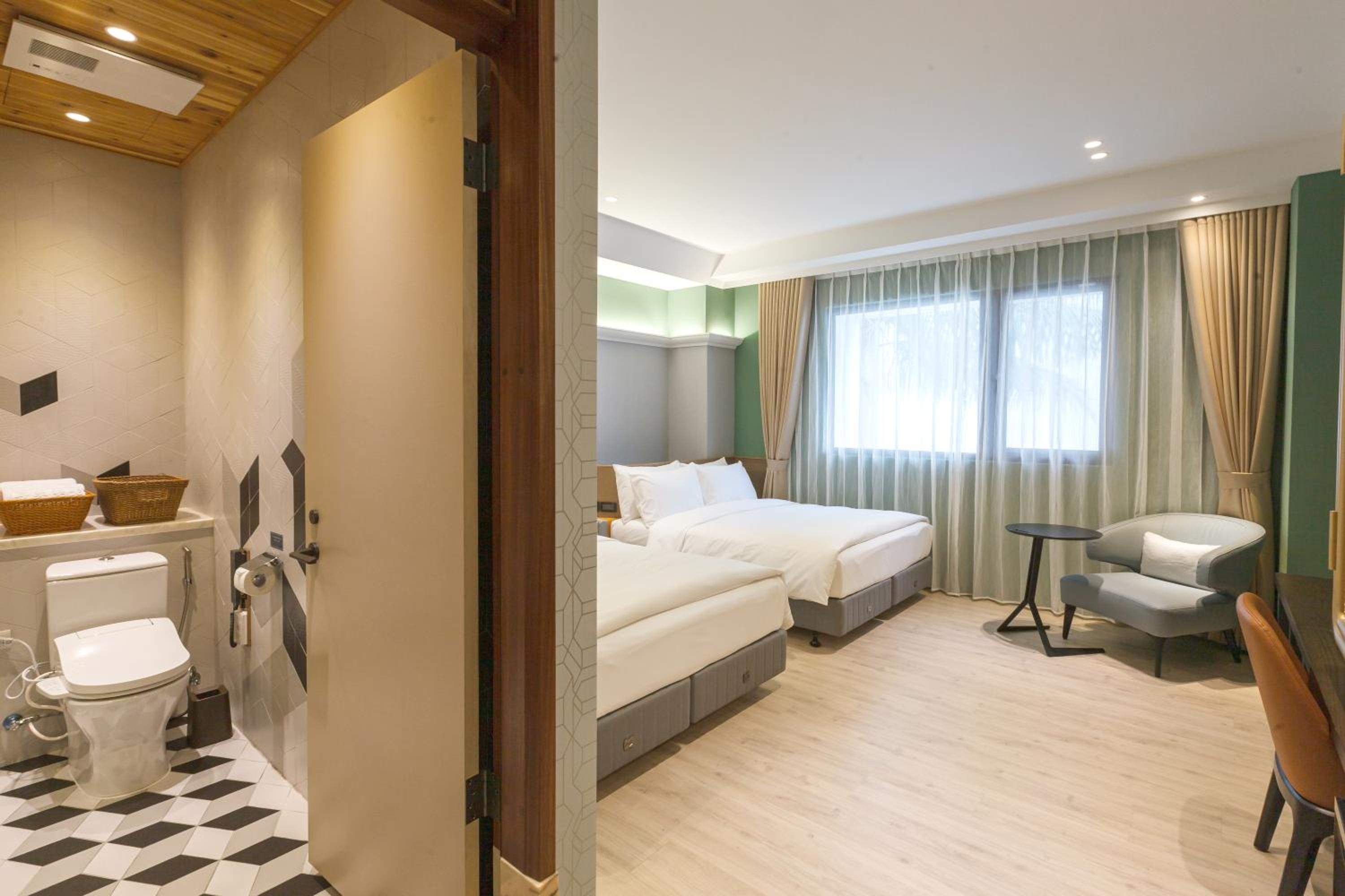 Classic Quadruple Room photo 3