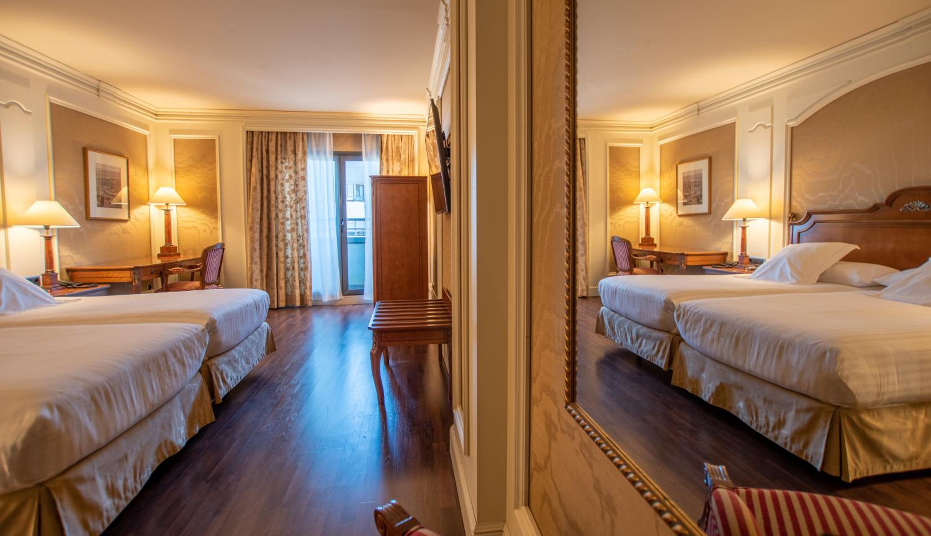 Deluxe Club With Extra Bed