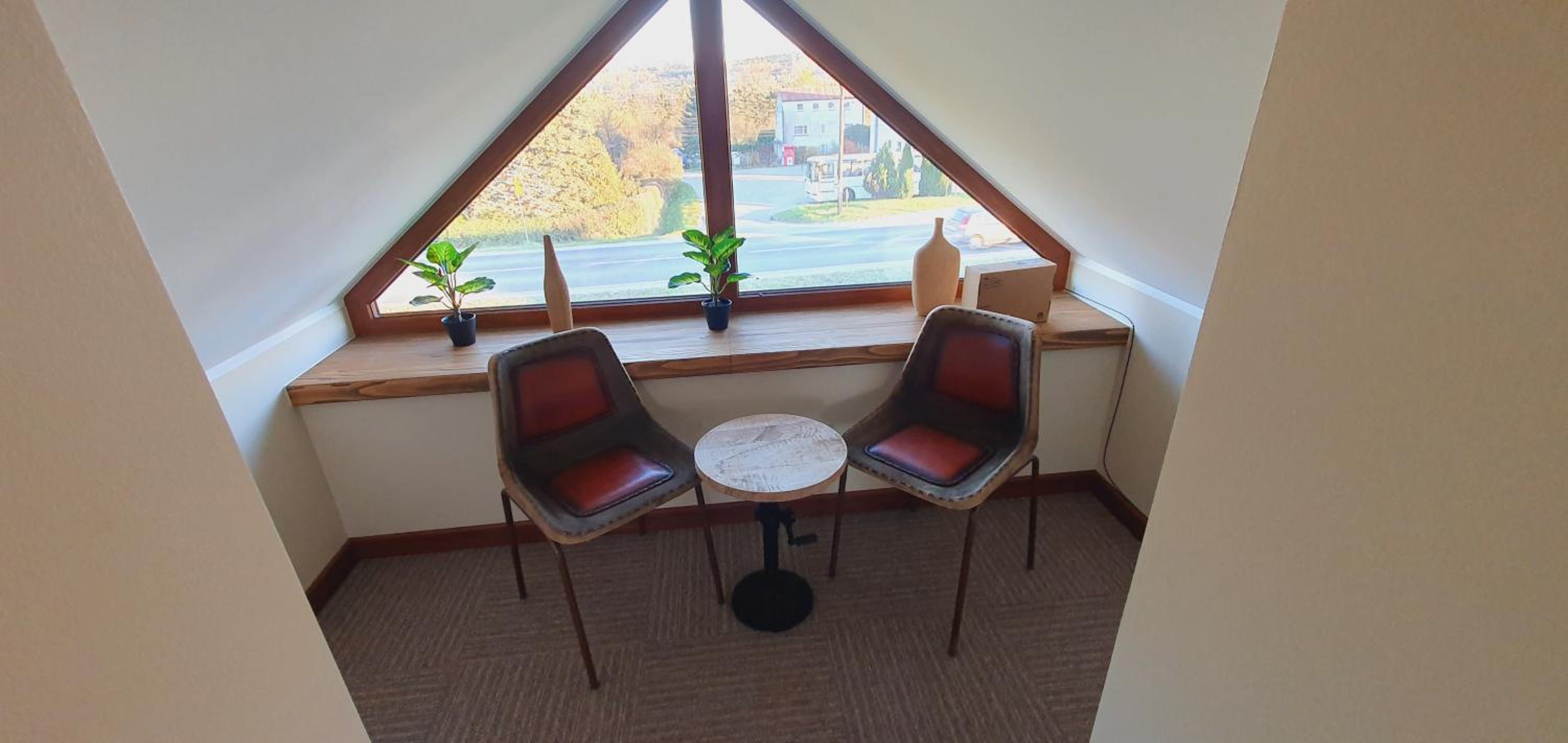 Deluxe Room - Photo 3