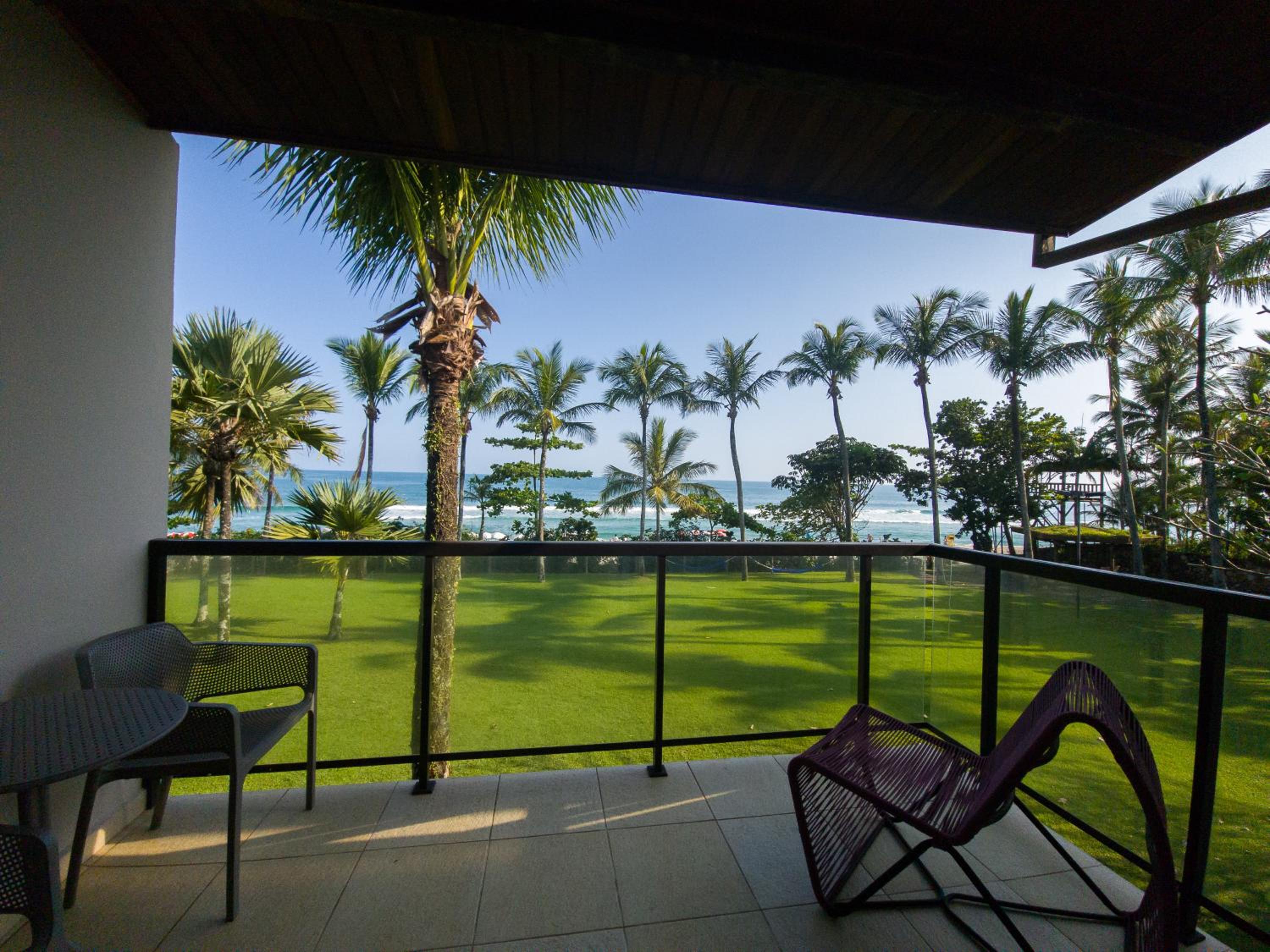 Deluxe Double Room with Balcony and Sea View photo 2