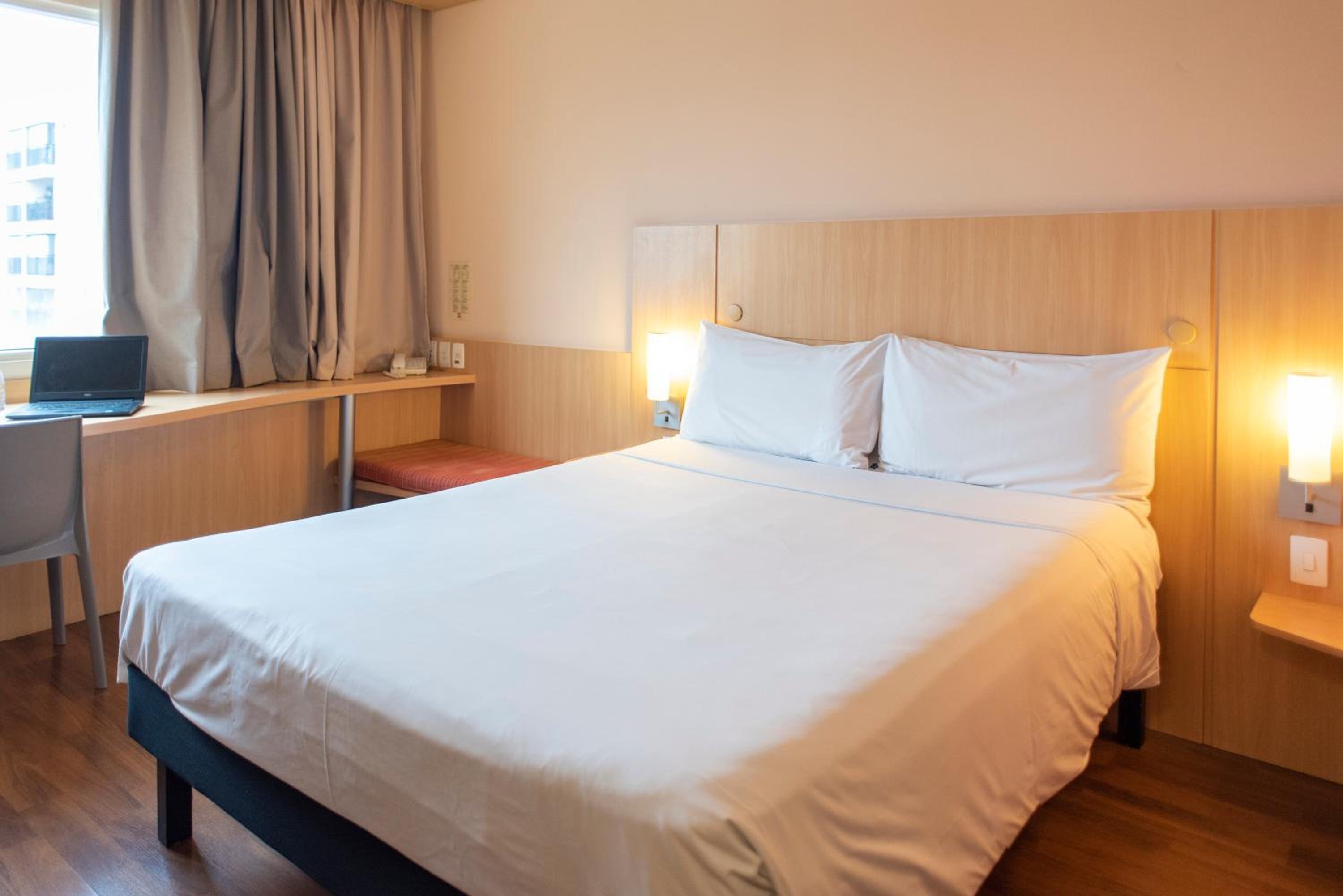Standard Room with One Double and One Child Bed photo 1