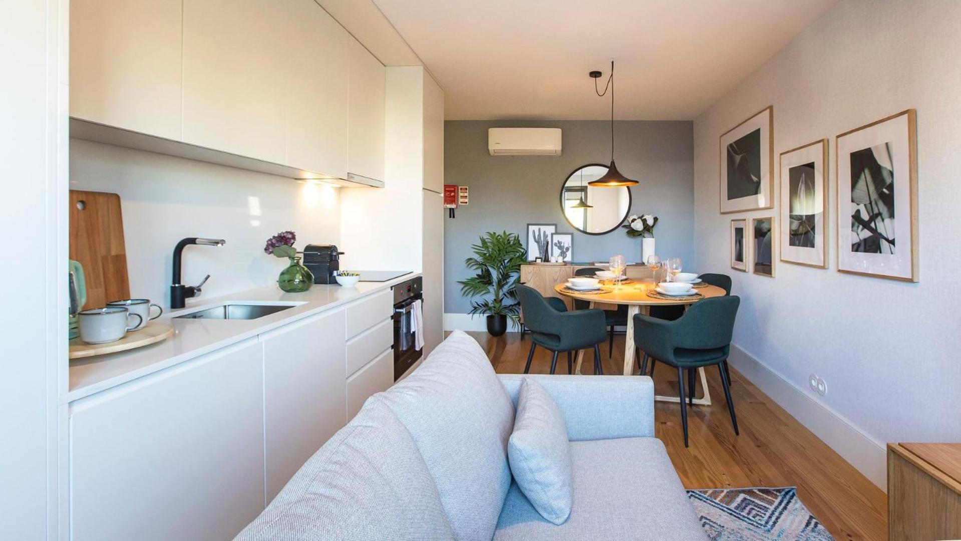 One-Bedroom Apartment - Photo 15