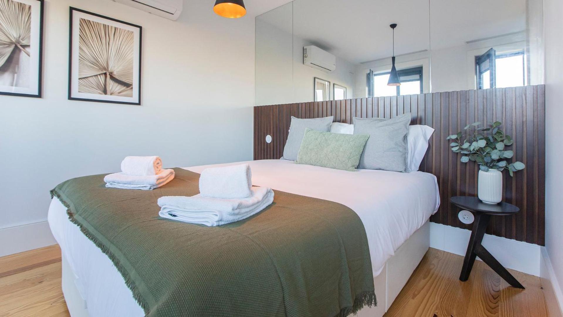 One-Bedroom Apartment - Photo 16