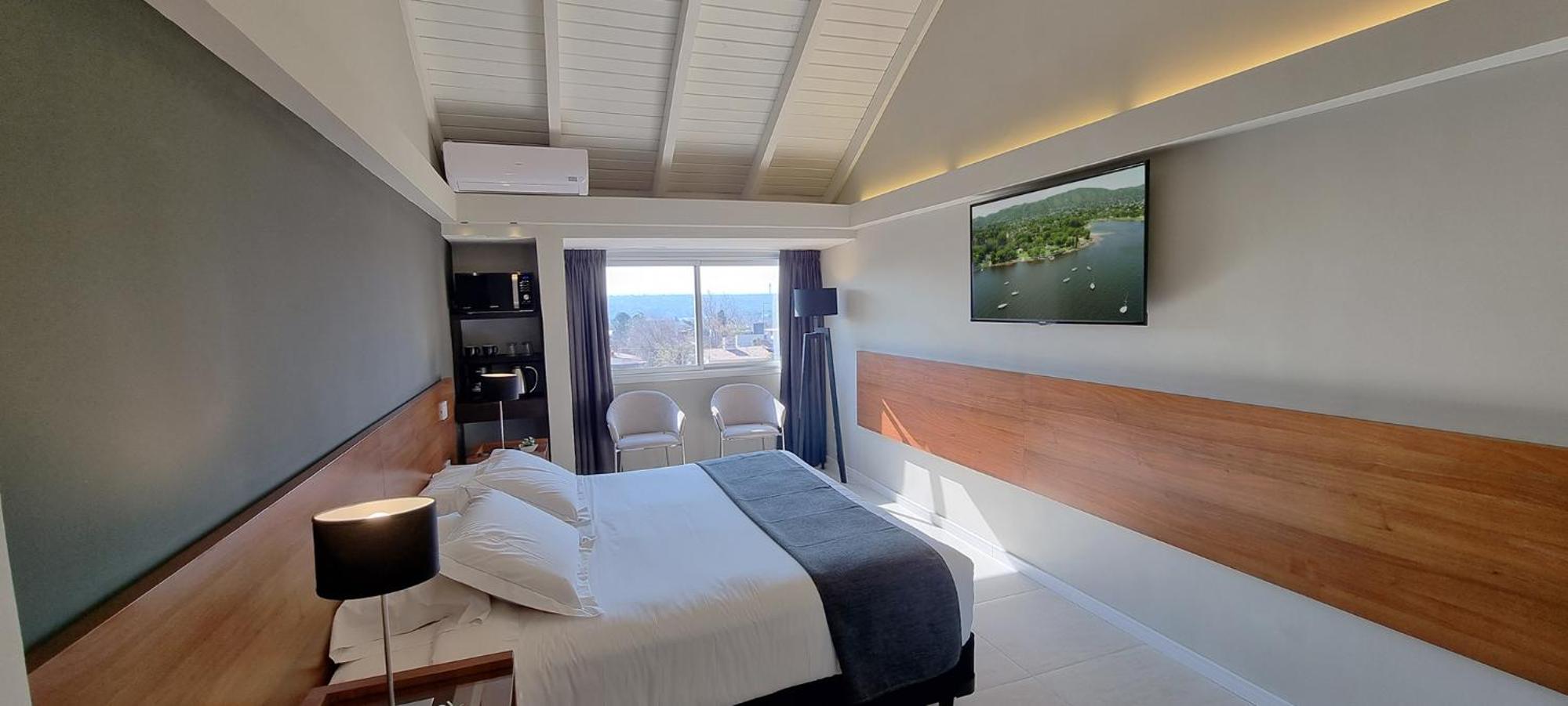 Suite with Garden View photo 2