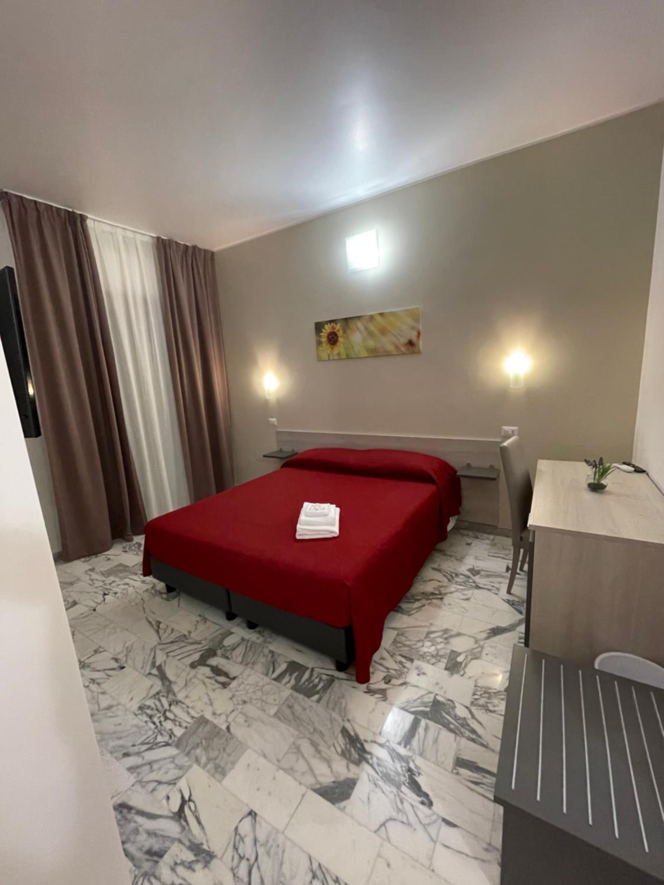 Quadruple Room - Photo 1