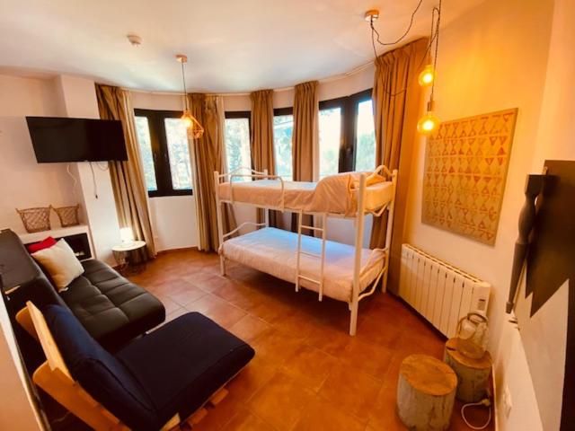 One-Bedroom Apartment - Photo 10