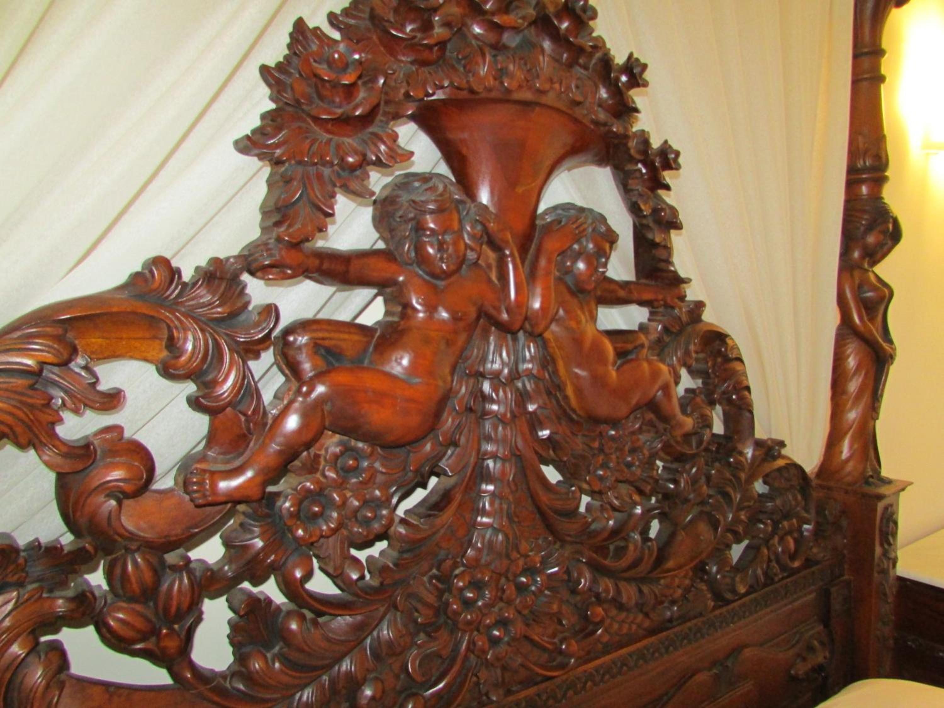 Deluxe King Room photo 1