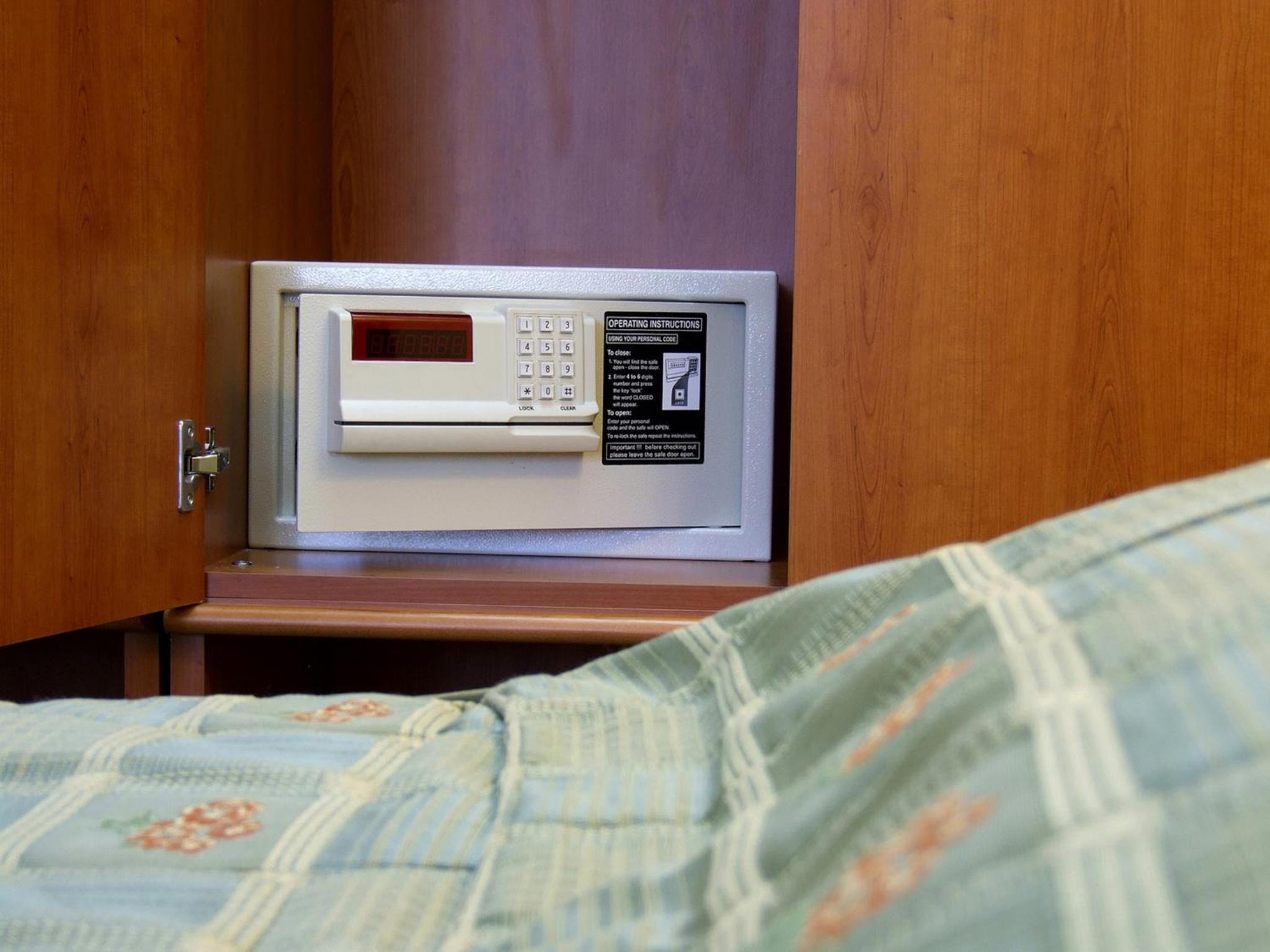 Double Room - Photo 7