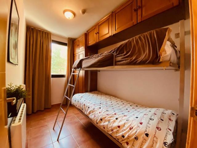 One-Bedroom Apartment - Photo 40