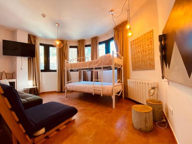 One-Bedroom Apartment - Photo 39